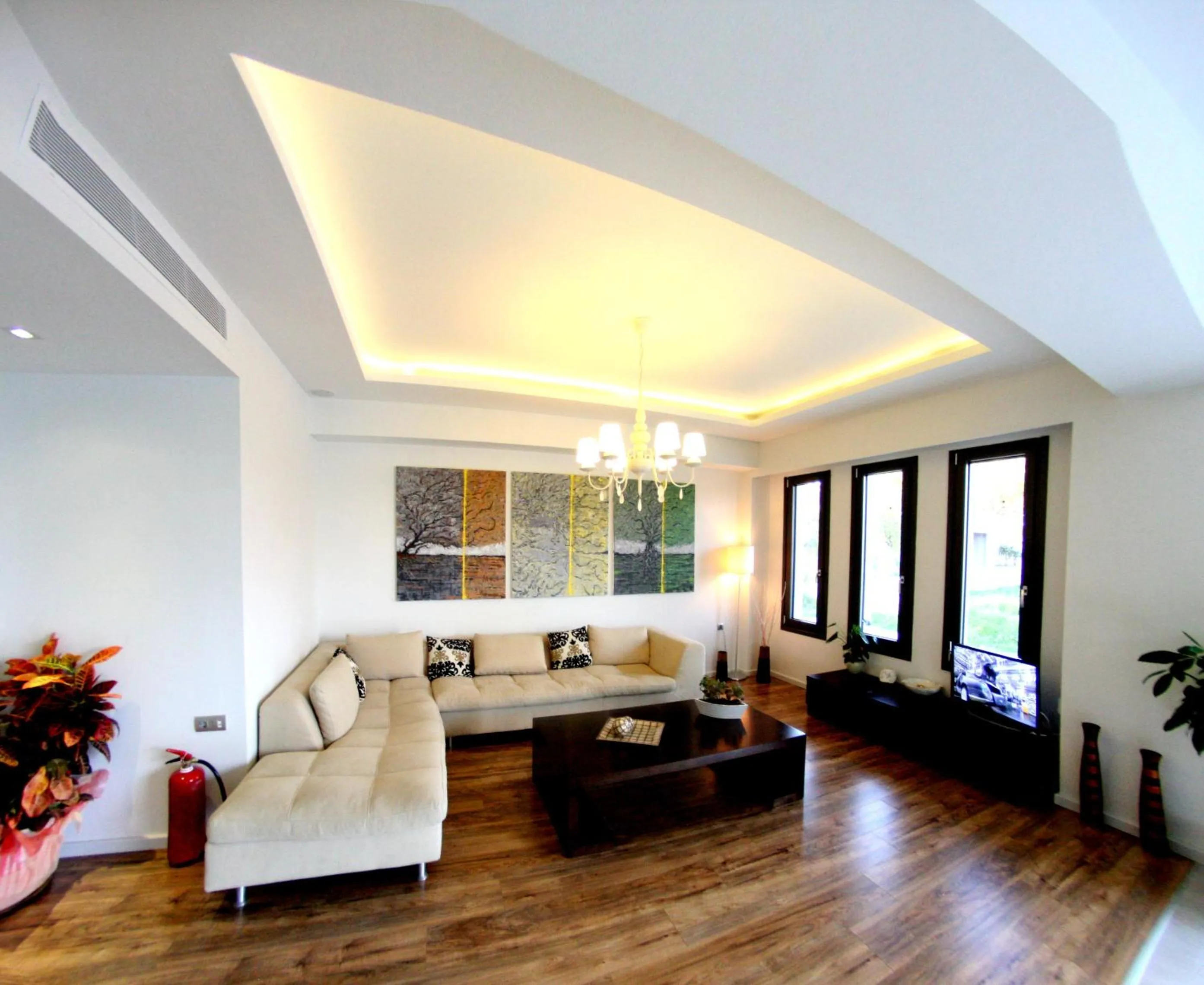 Day in Aura Boutique