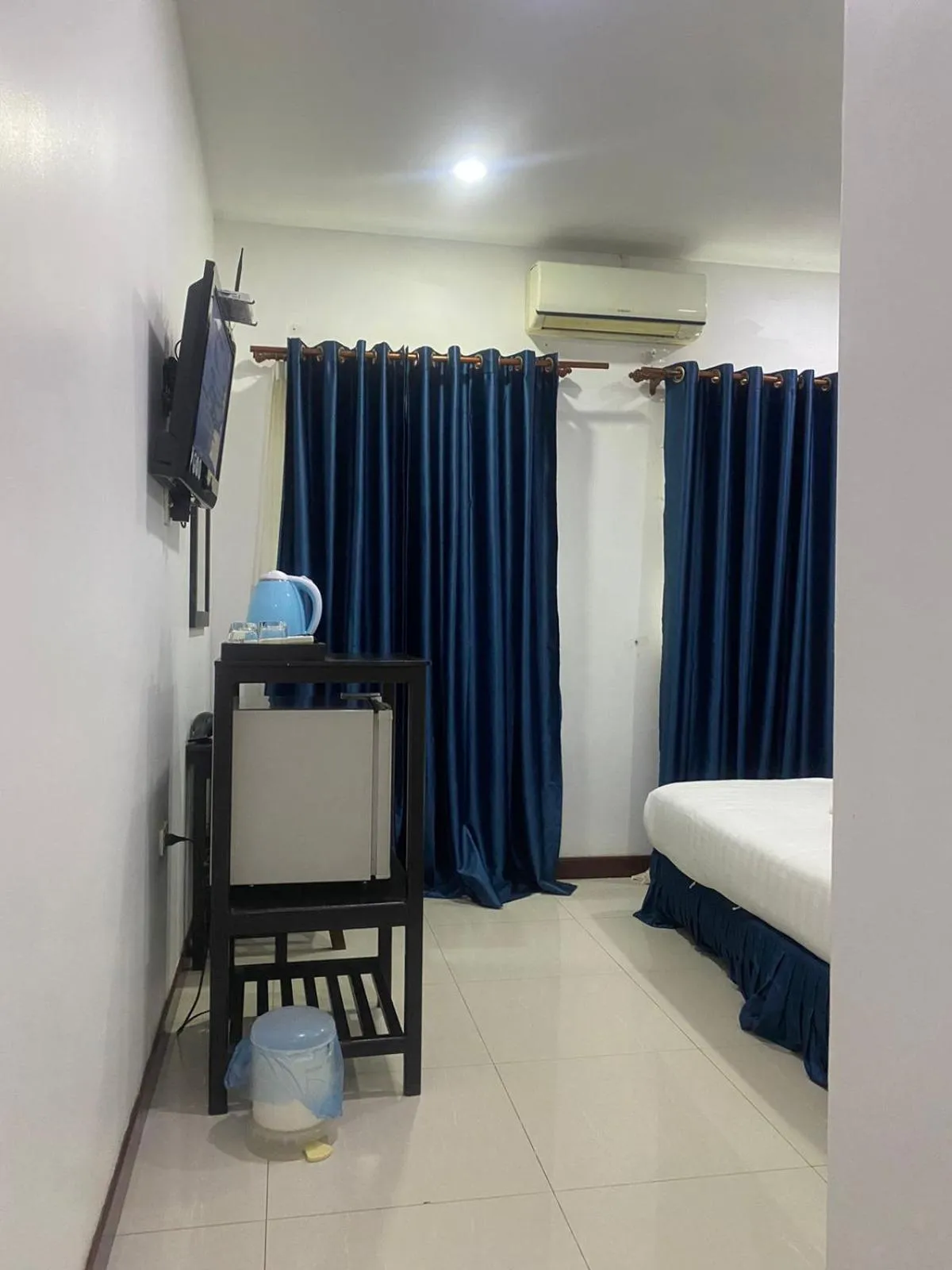 Bed in SUBINH HOTEL AND RESTAURANT