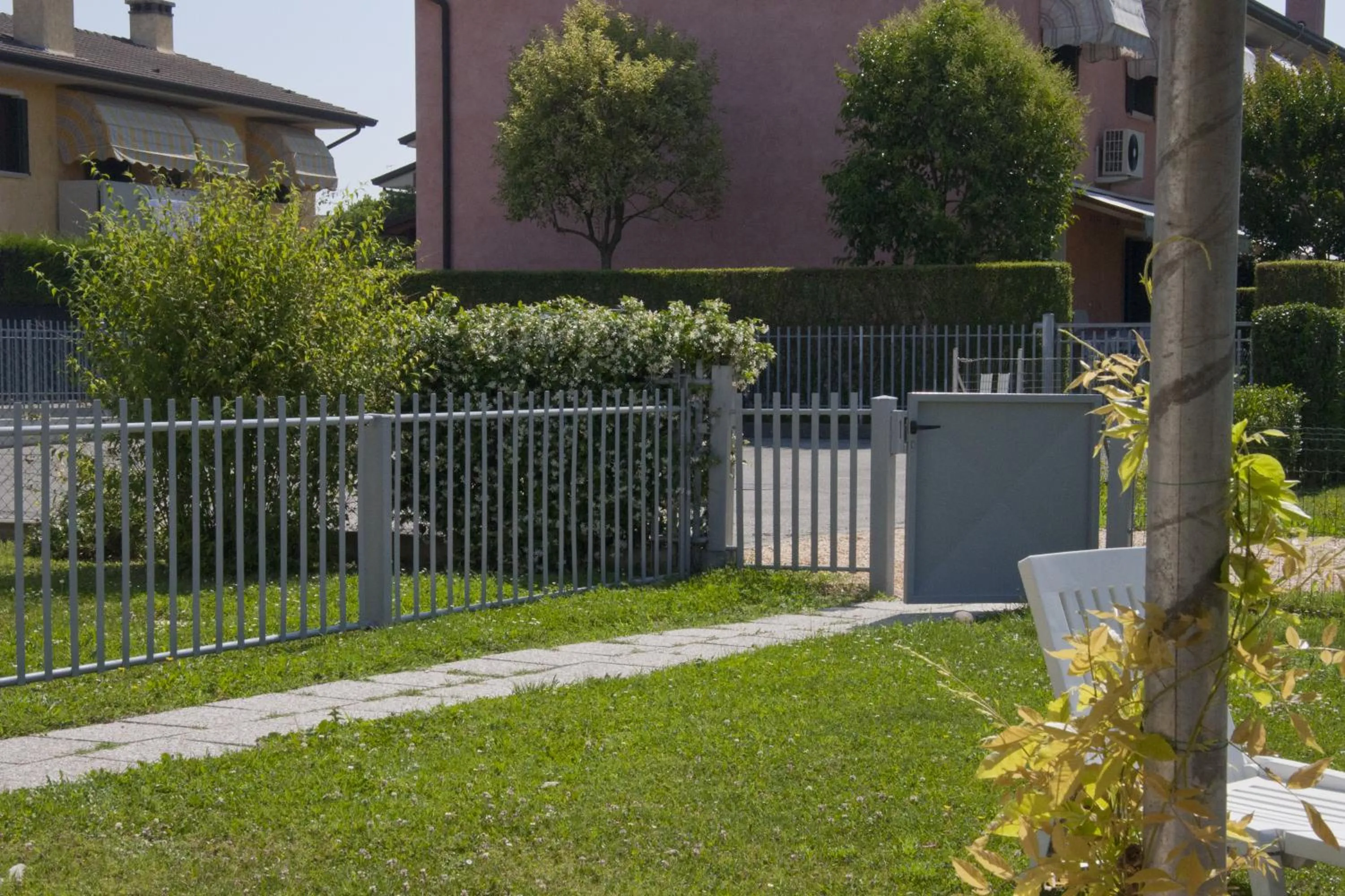 Garden view in B&B A Un Passo Da