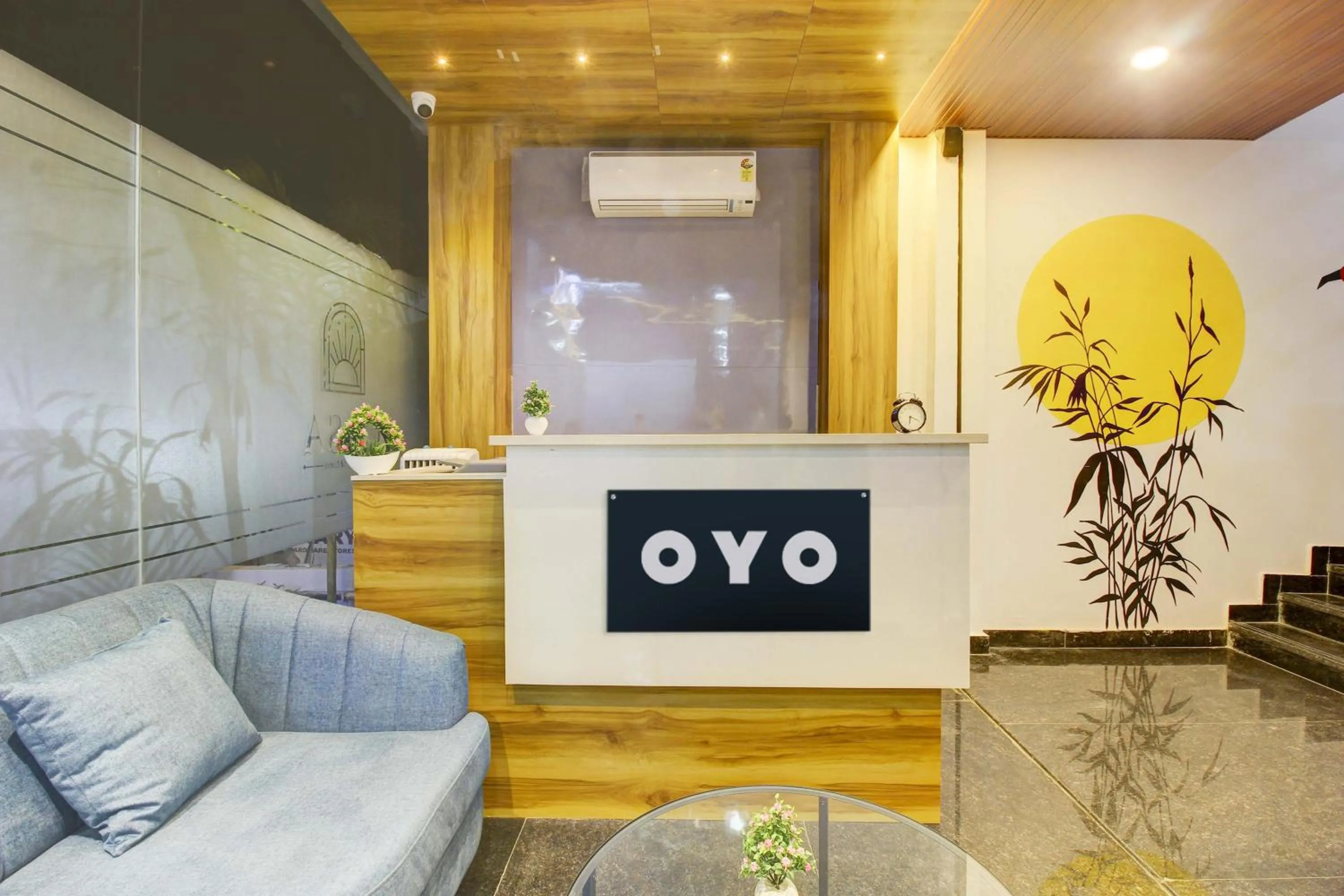 Lobby or reception in Super Collection O Casa Grand Hotels Nacharam