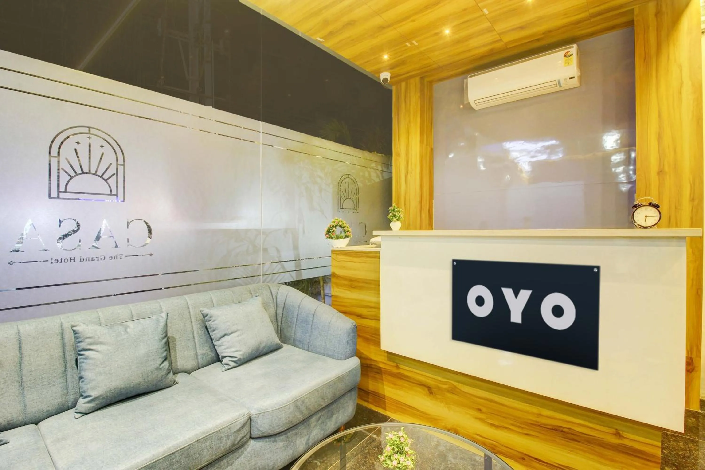 Lobby or reception in Super Collection O Casa Grand Hotels Nacharam