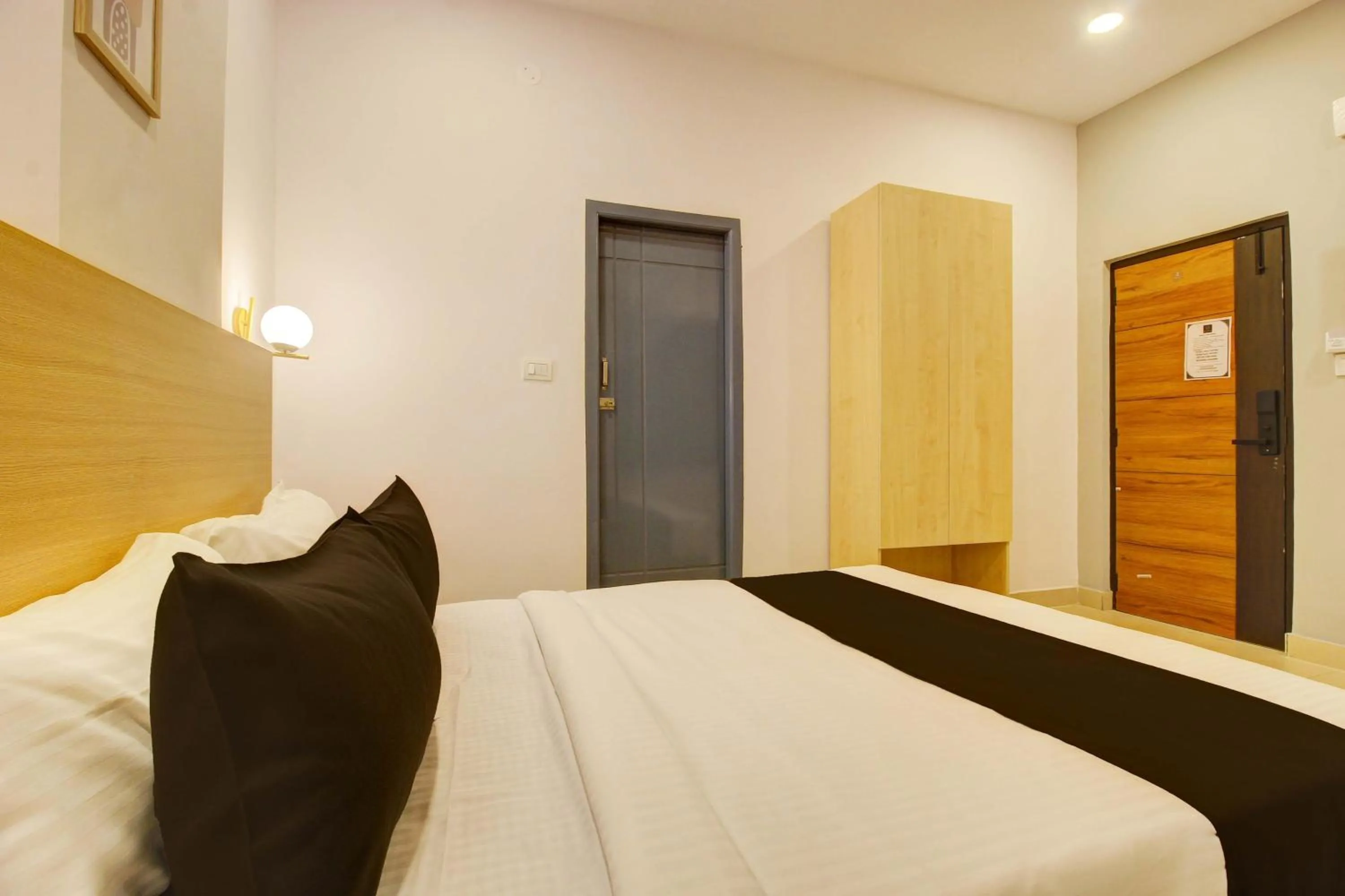 Bedroom, Bed in Super Collection O Casa Grand Hotels Nacharam