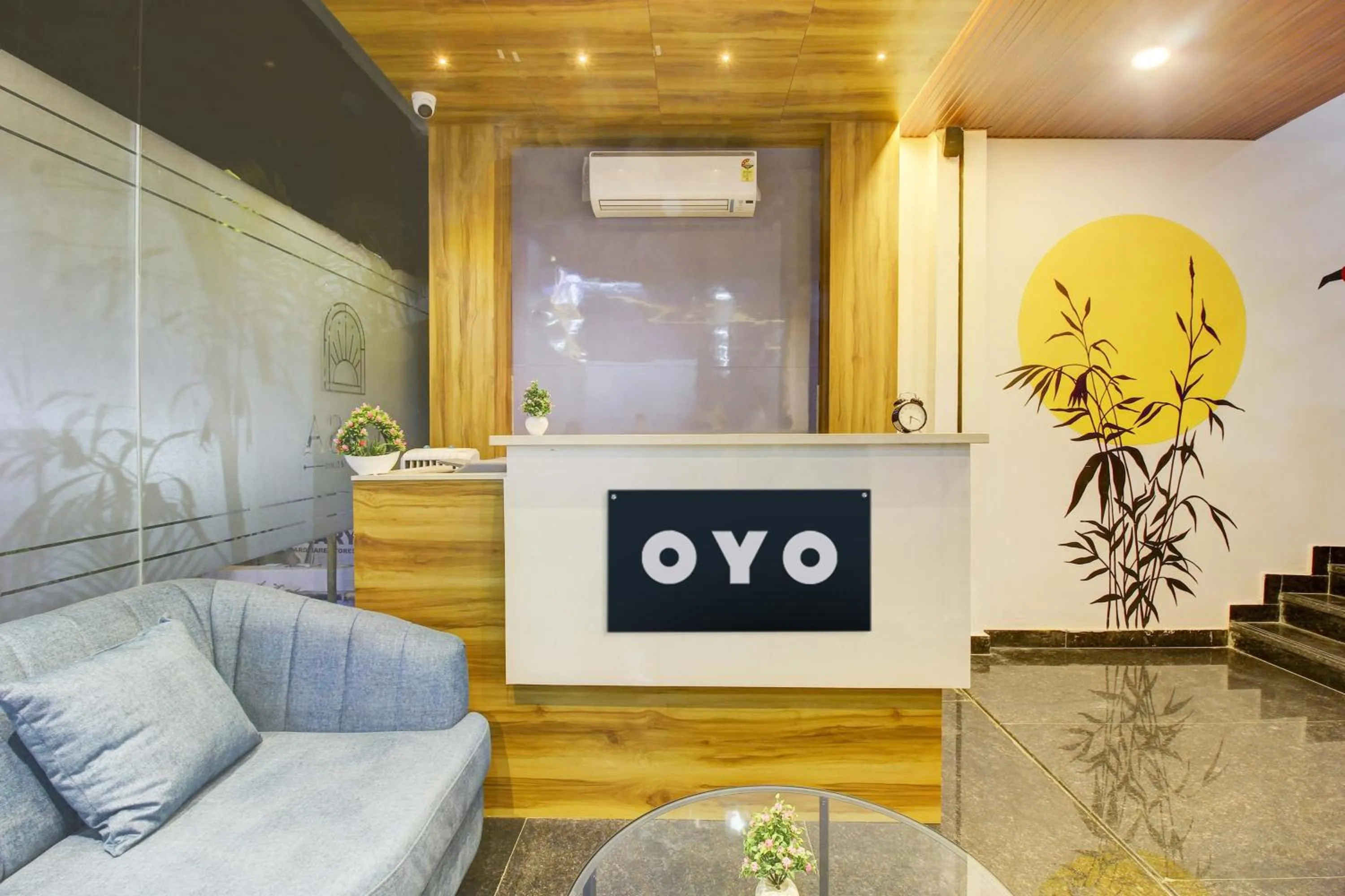 Lobby or reception in Super Collection O Casa Grand Hotels Nacharam