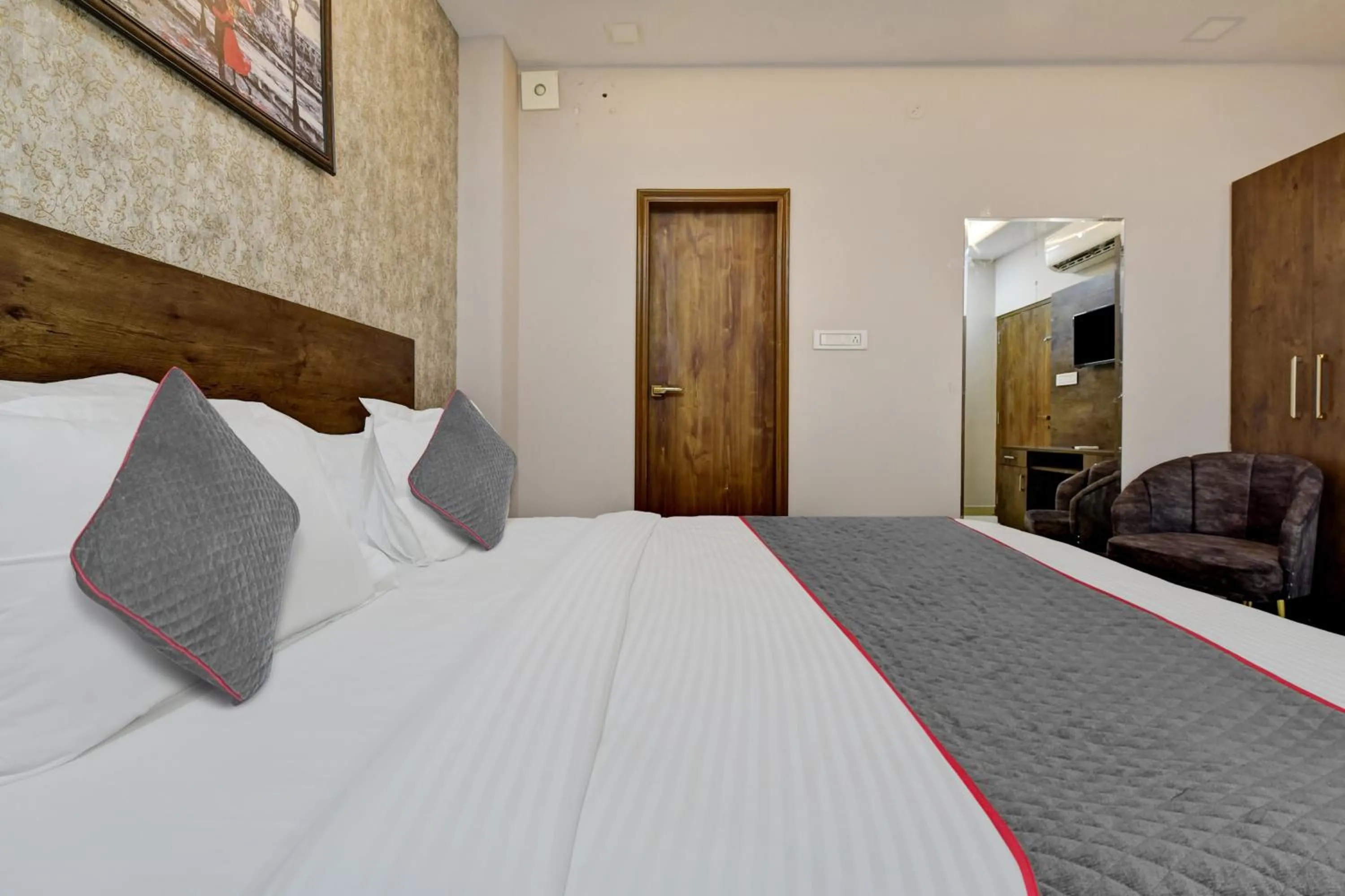 Bedroom, Bed in Hotel O Priyaj
