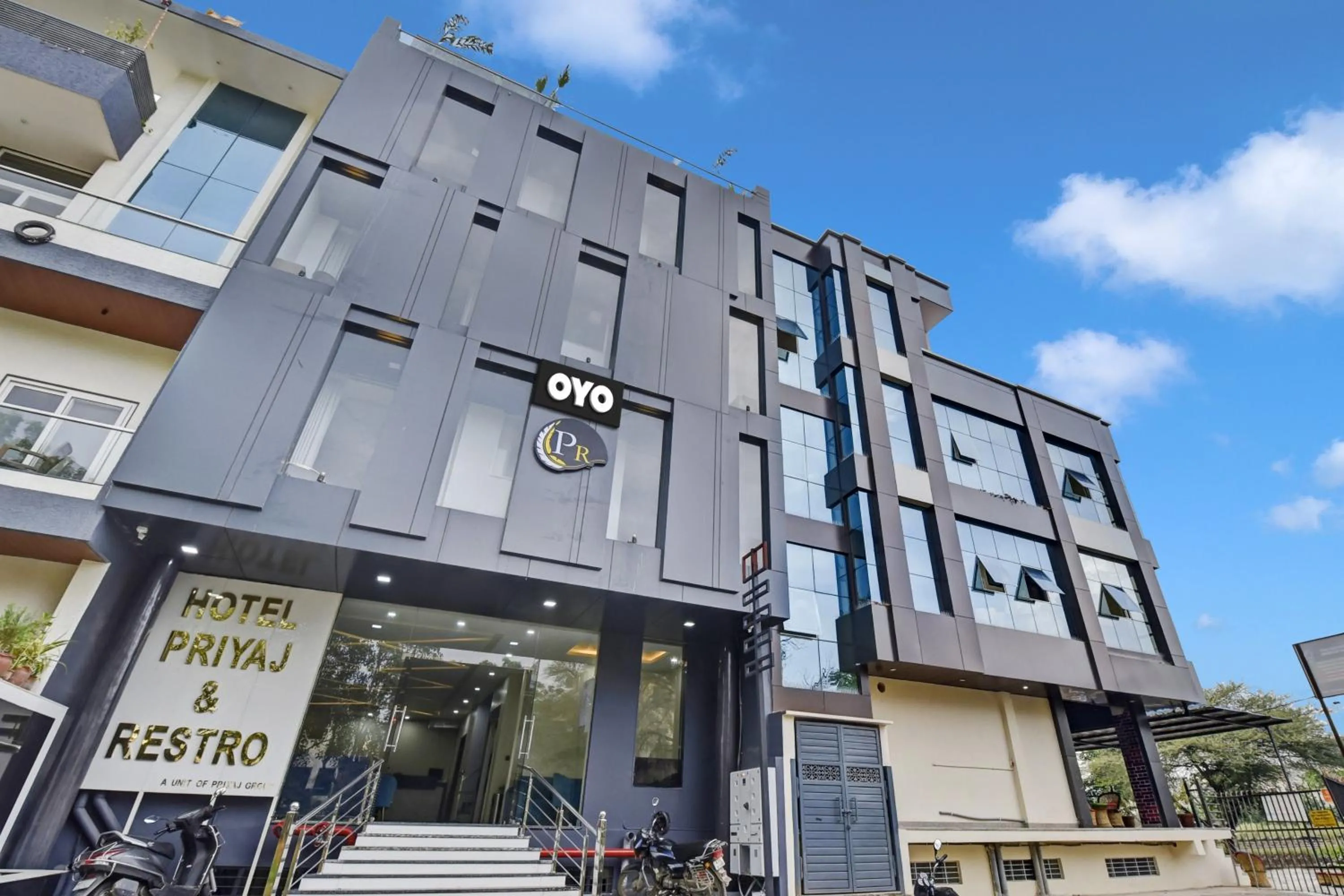 Facade/entrance in Hotel O Priyaj