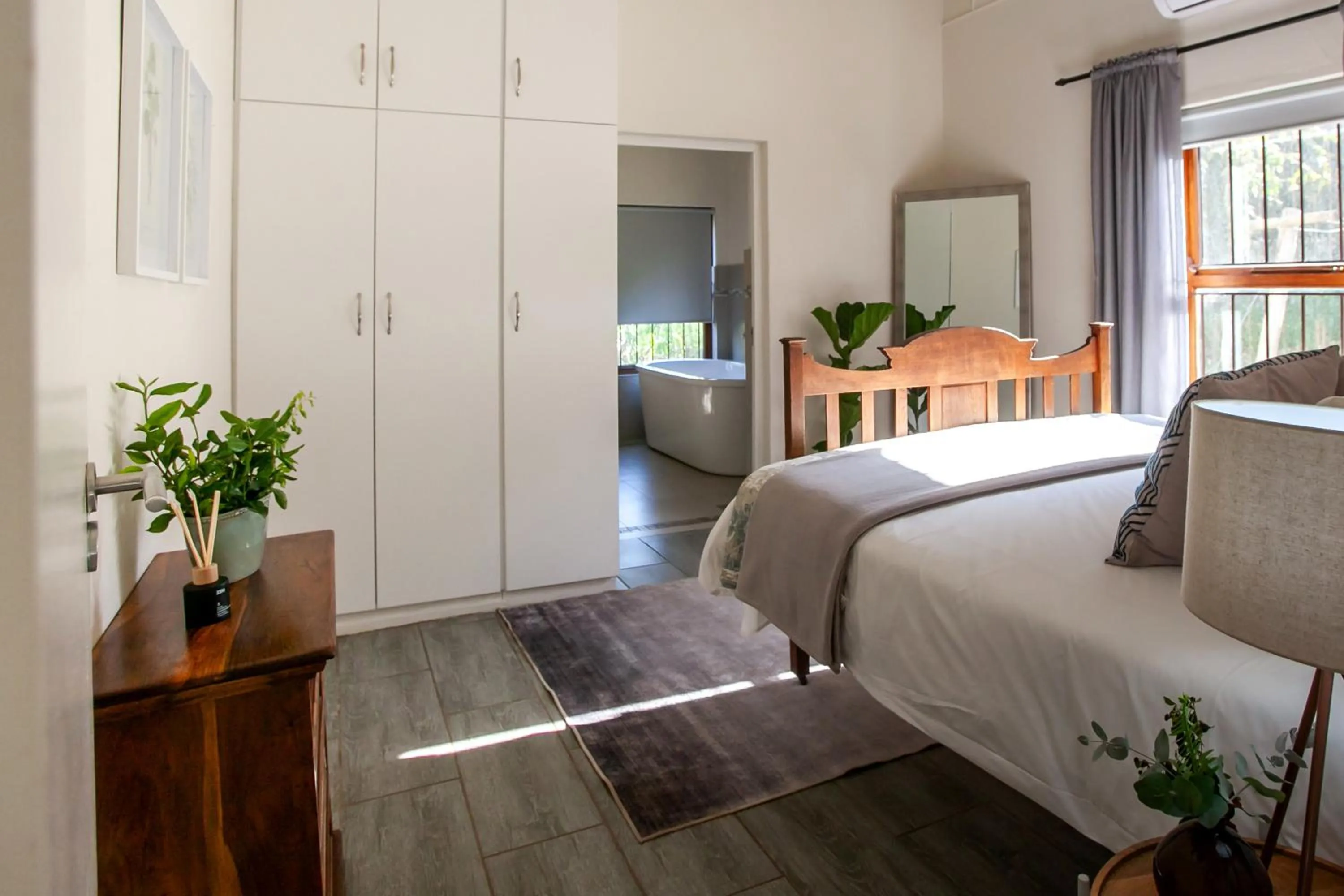 Bed in Leipzig Country House & Winery