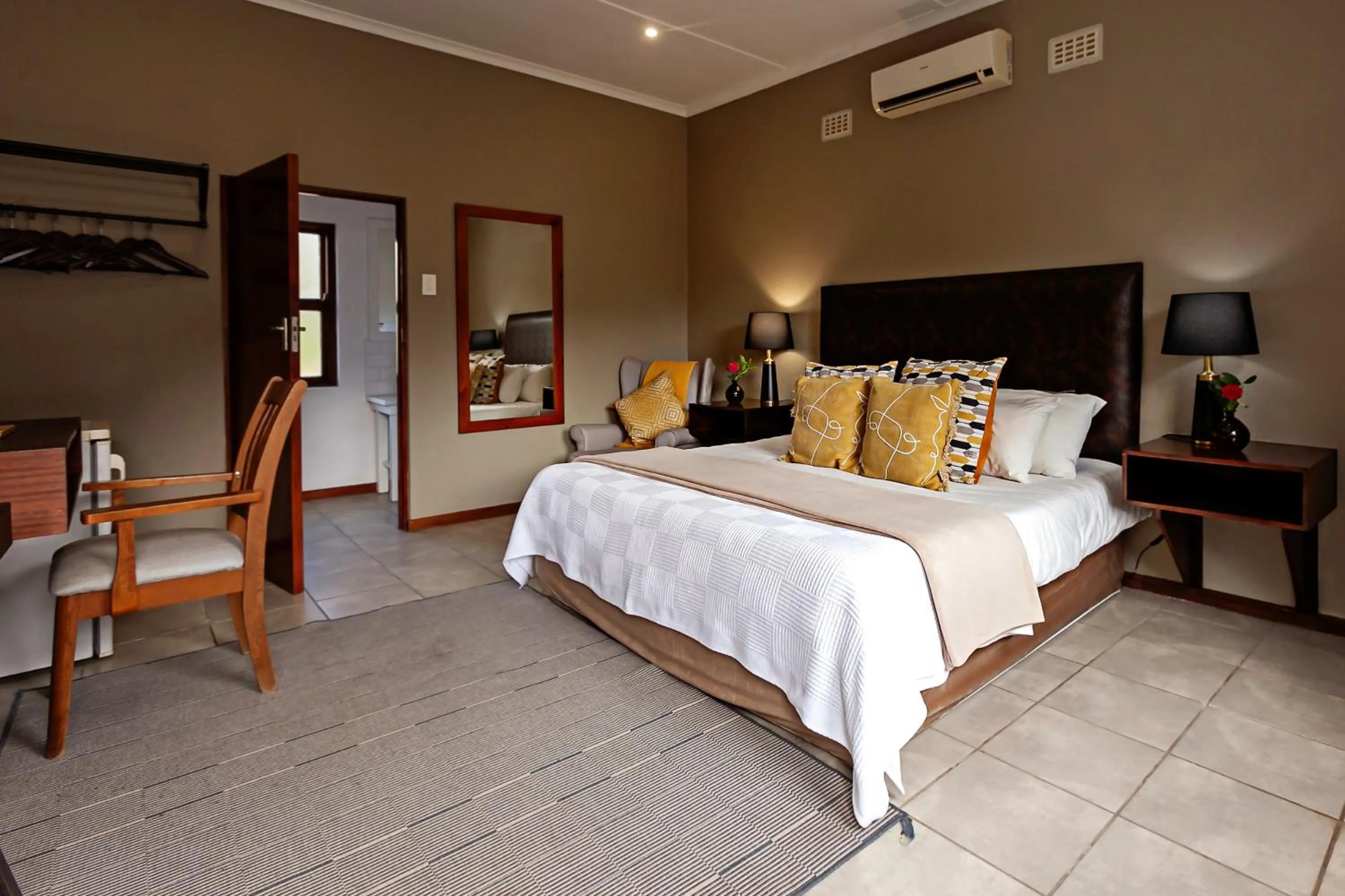 Bed in Leipzig Country House & Winery