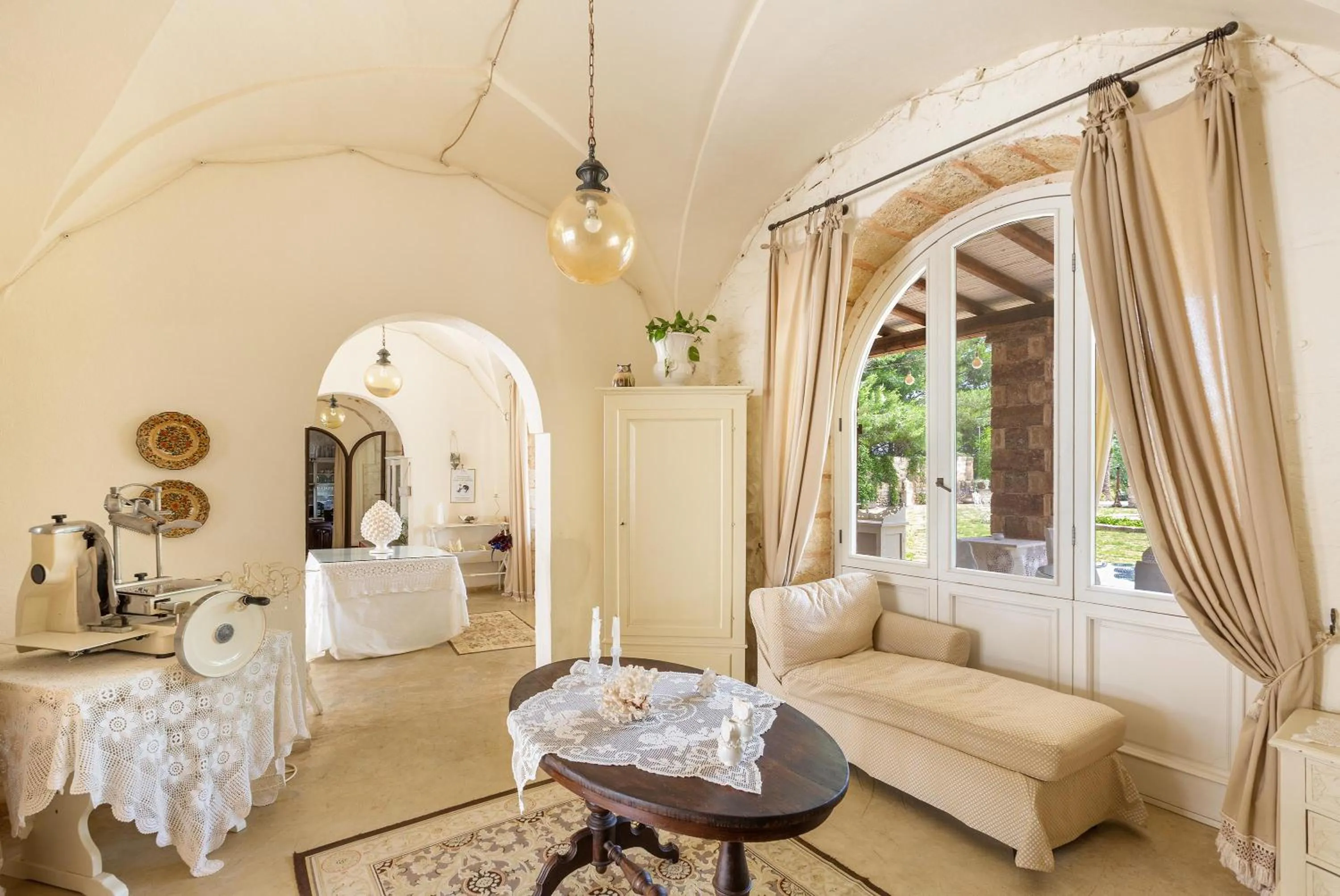 Living room, Bed in Masseria Cucuruzza Boutique Hotel
