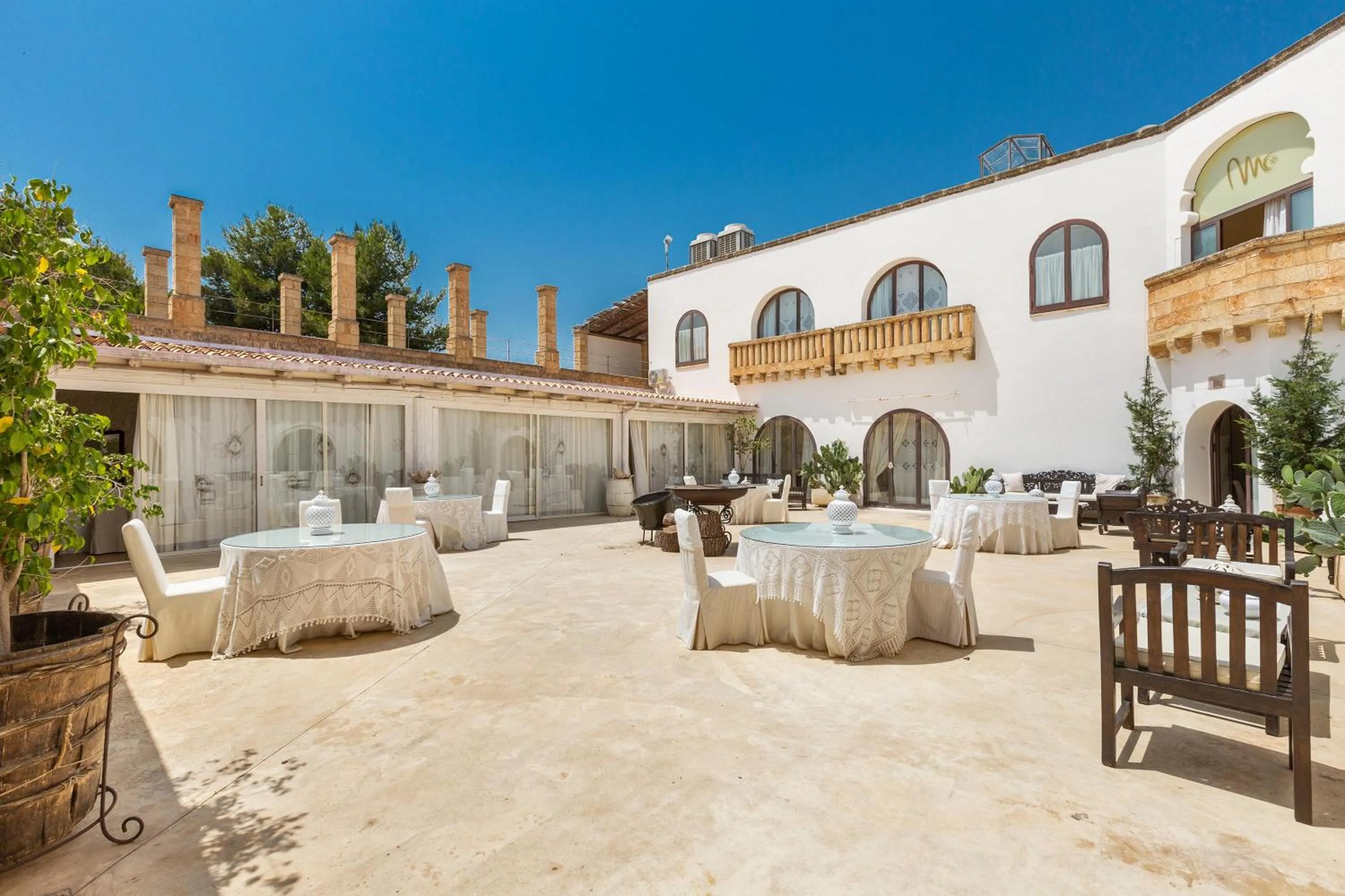 Patio in Masseria Cucuruzza Boutique Hotel