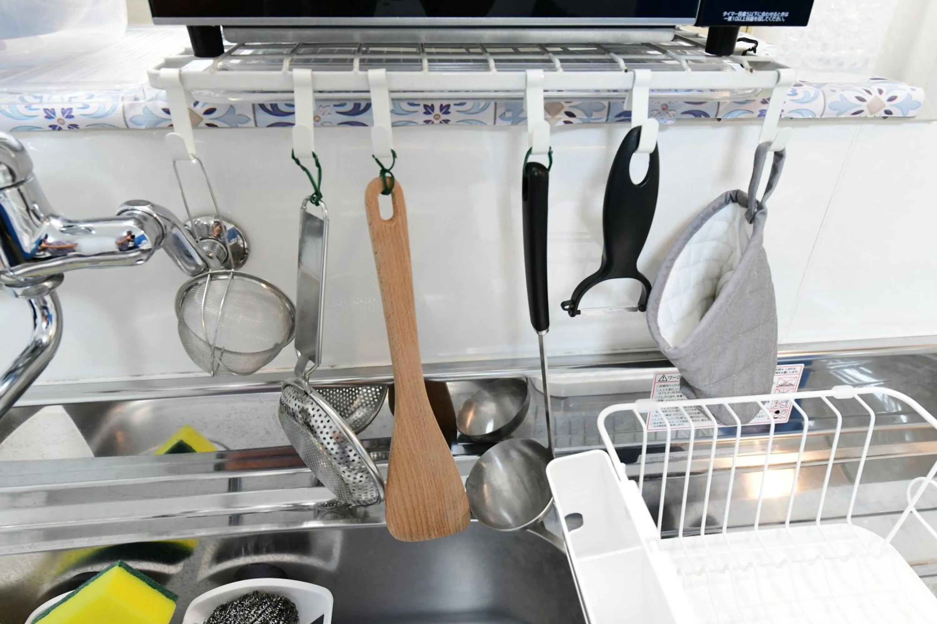 Kitchen or kitchenette in JH Yellow Guest House