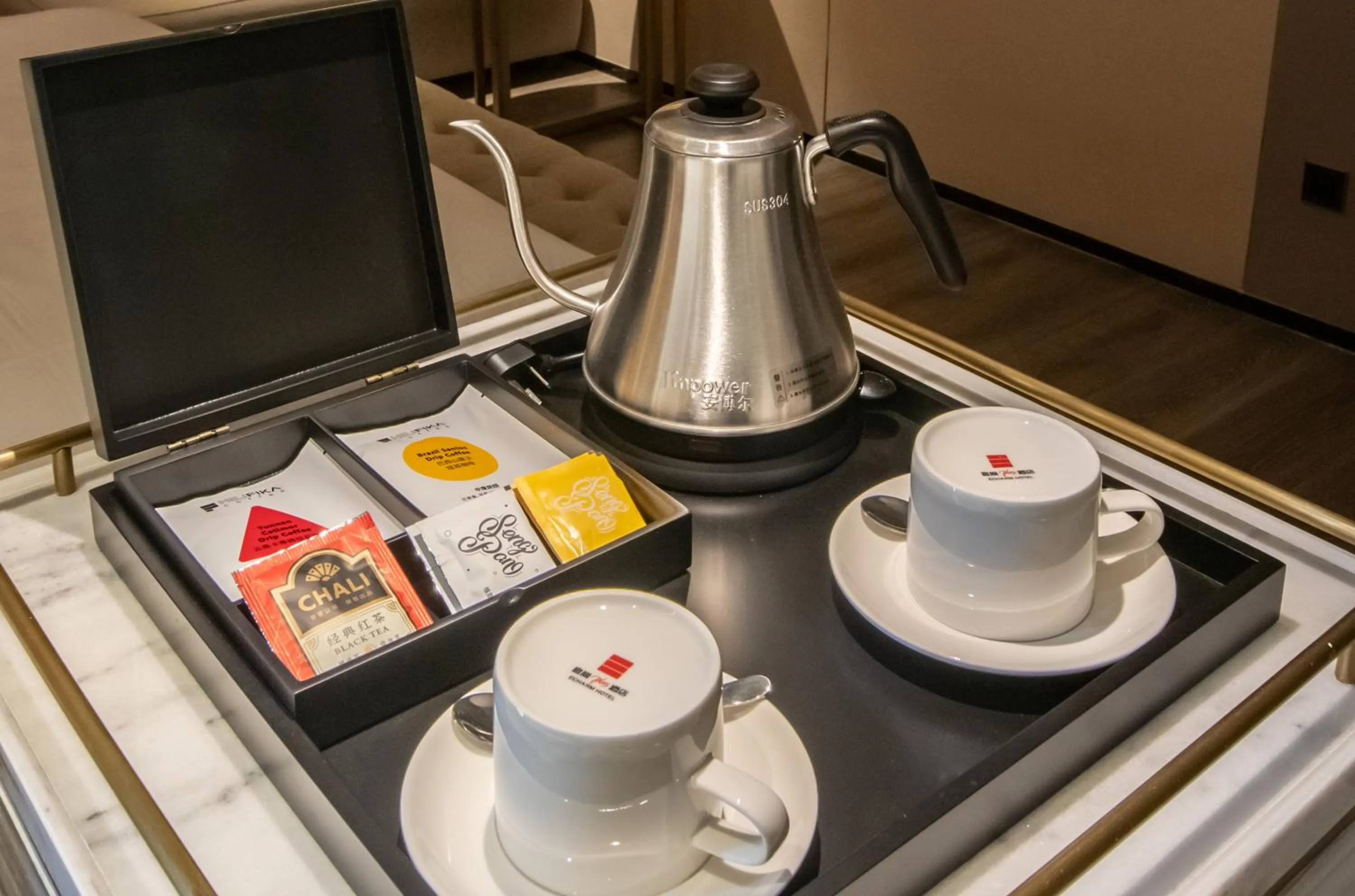 Coffee/tea facilities in Echarm Plus International Hotel Ouzhuang Metro Station Branch - Free Deliver Service to Canton Fair Complex During Canton Fair Period
