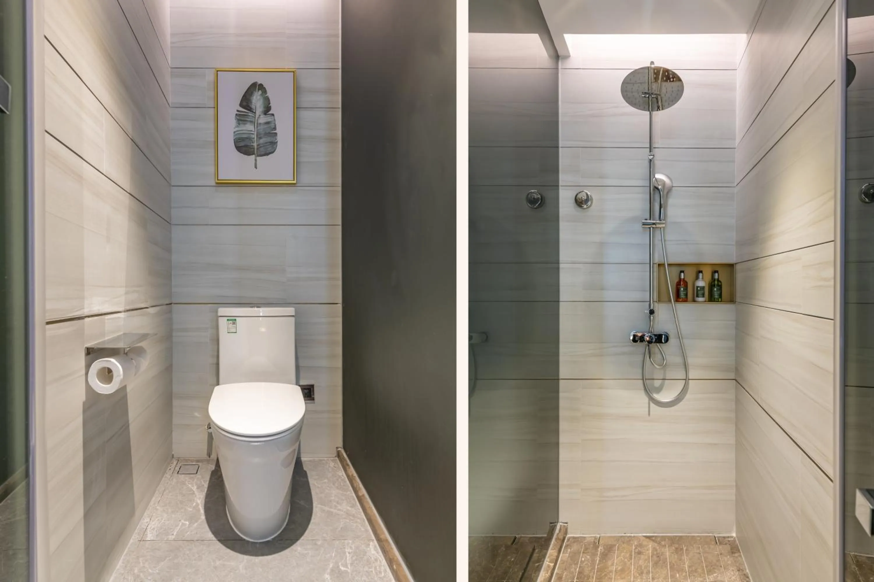 Shower in Echarm Plus International Hotel Ouzhuang Metro Station Branch - Free Deliver Service to Canton Fair Complex During Canton Fair Period