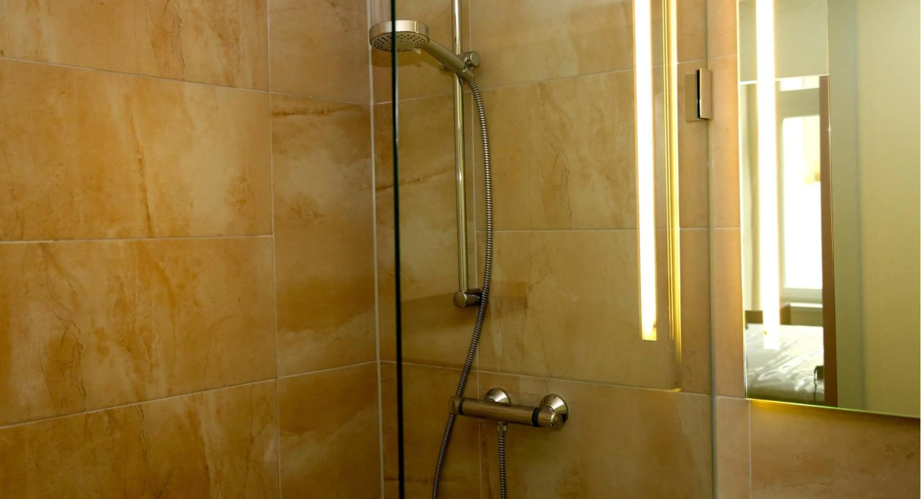 Shower in Parkhotel Bad Rehburg