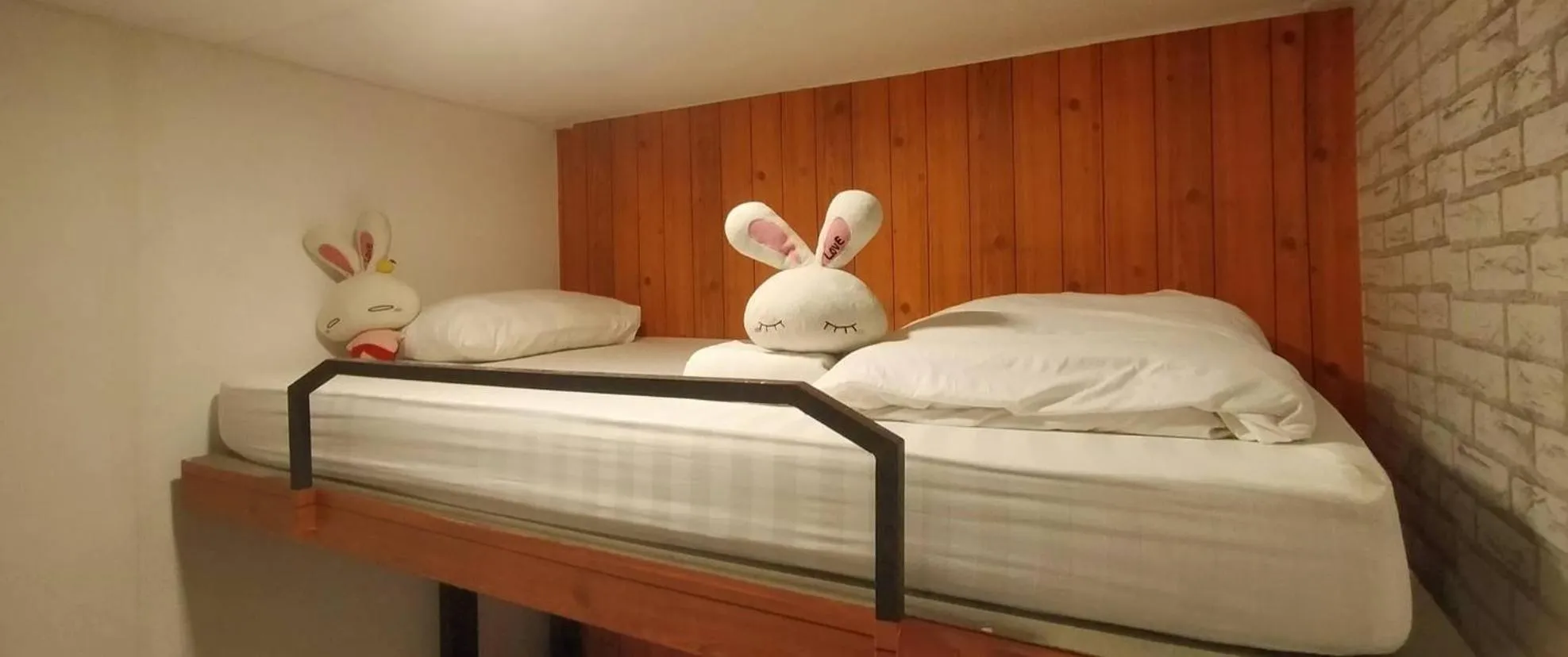 Bed in innbox Chiangmai Hotel