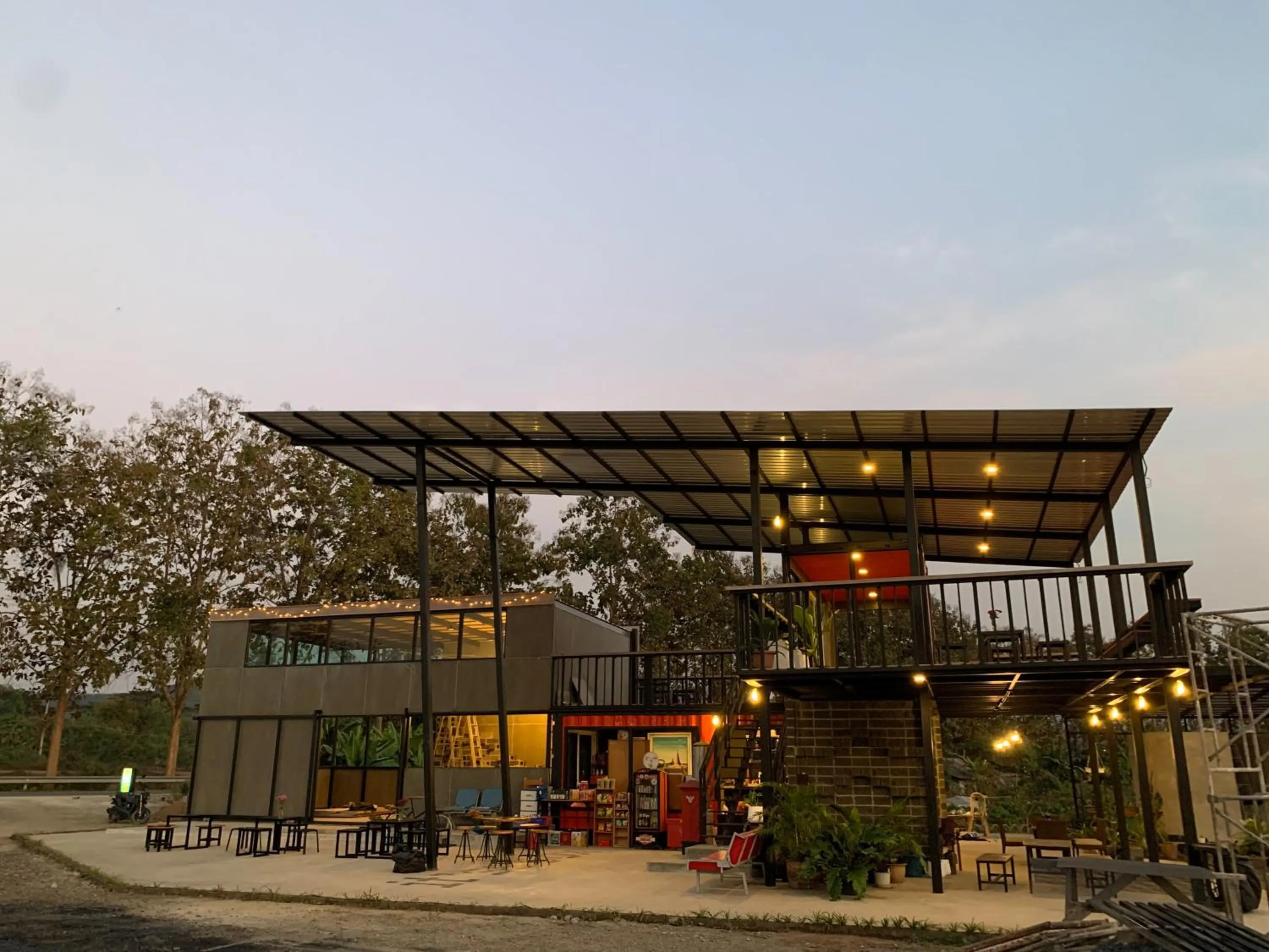 Restaurant/places to eat in innbox Chiangmai Hotel