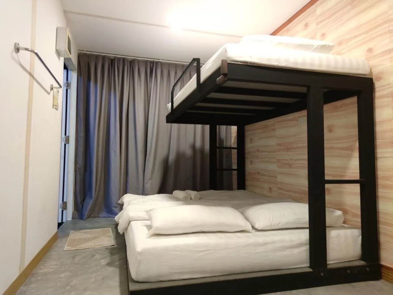 Bed in innbox Chiangmai Hotel