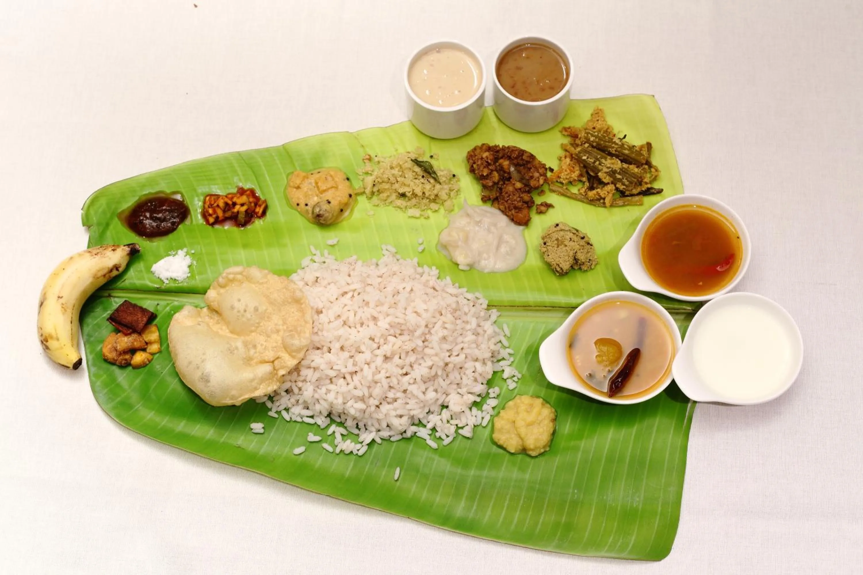 Food in Vishnu Inn