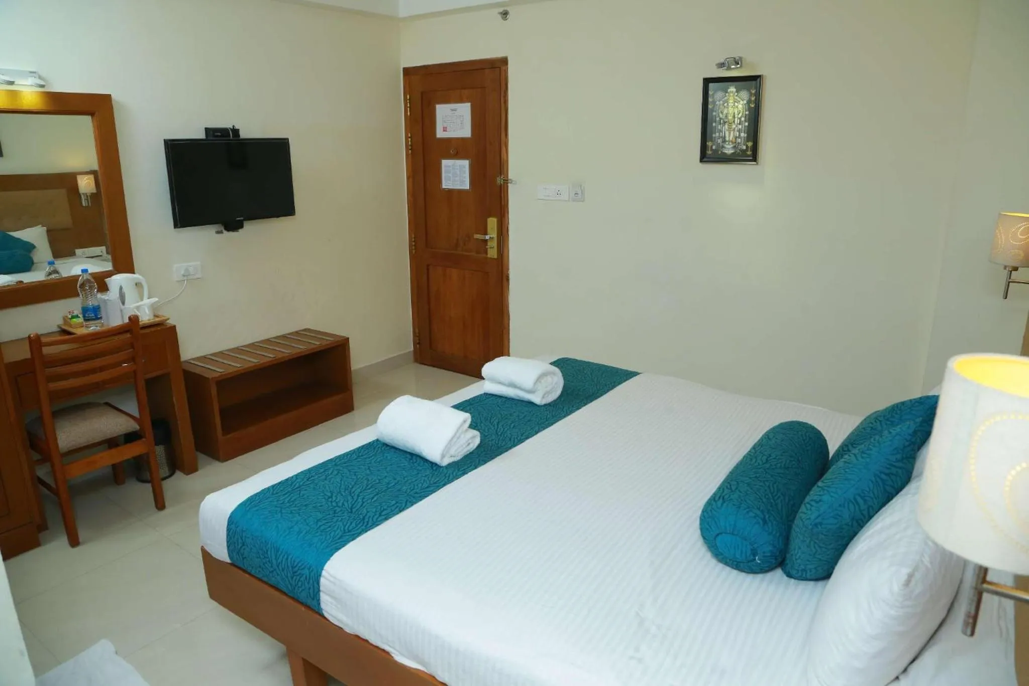 View (from property/room), Bed in Vishnu Inn