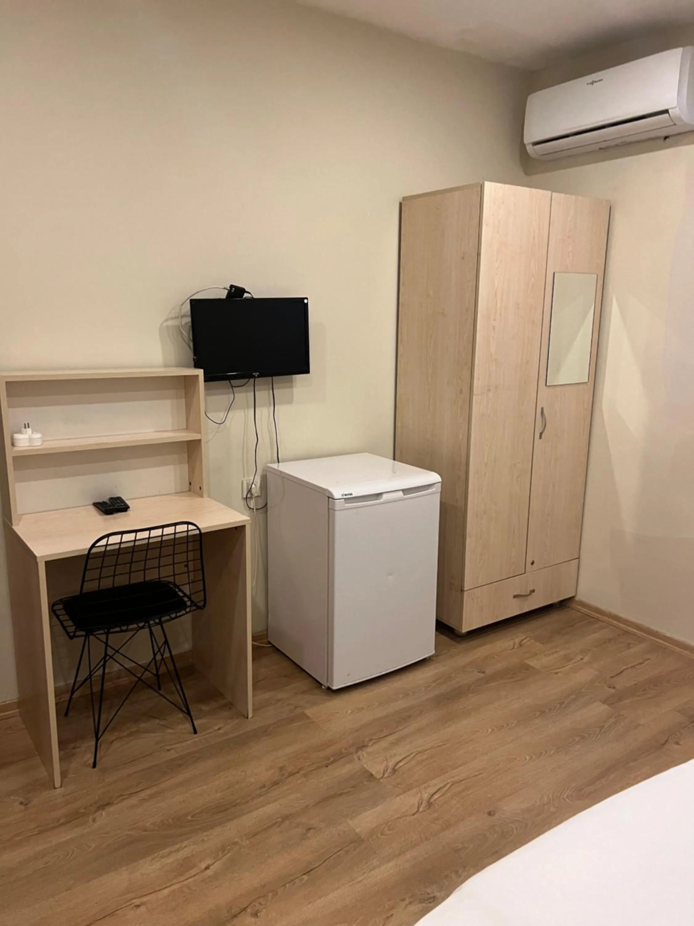 wardrobe in Safir Hotel