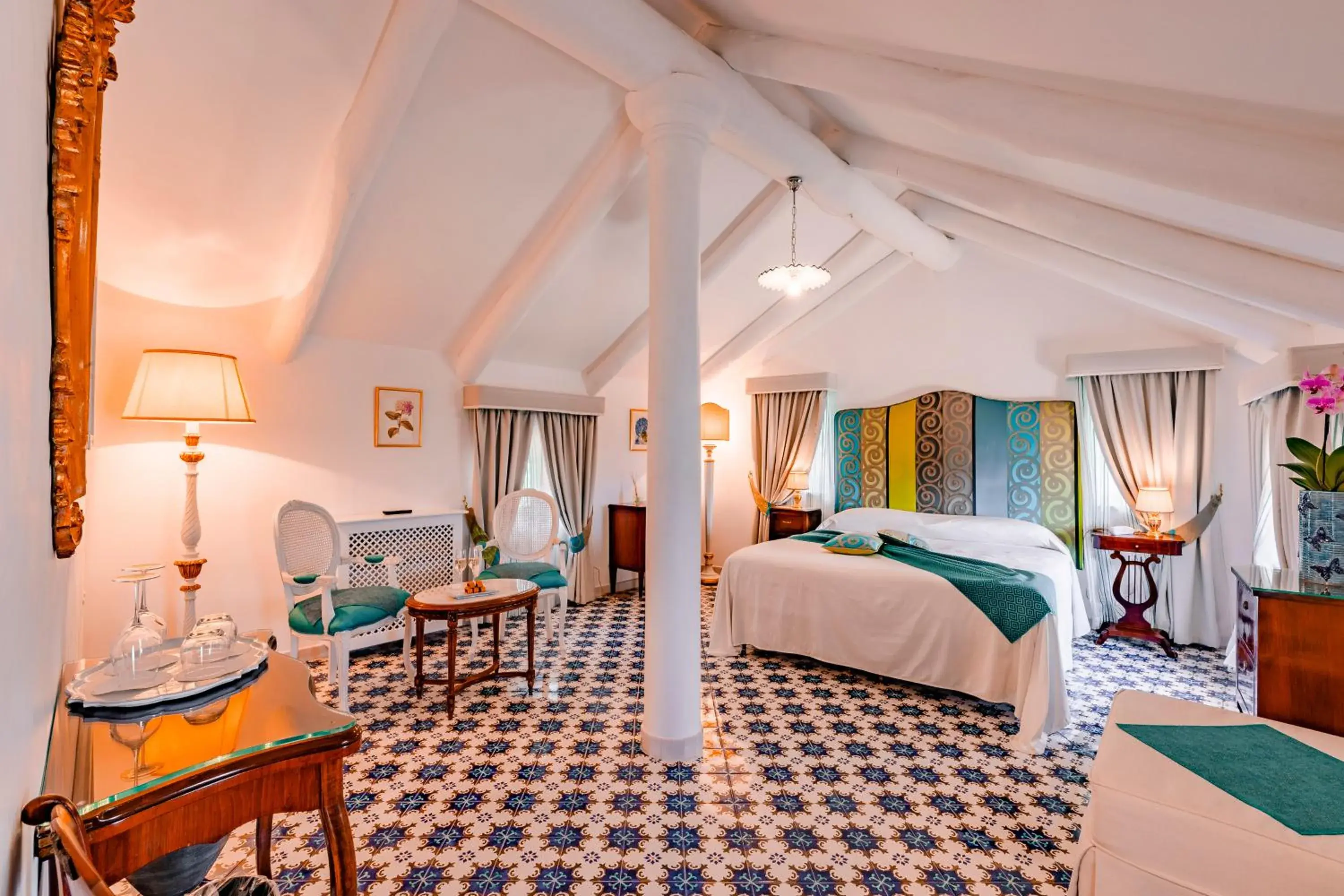 Junior Suite with Sea View in Palazzo Pascal Junior Suite with Sea View in Palazzo Pascal