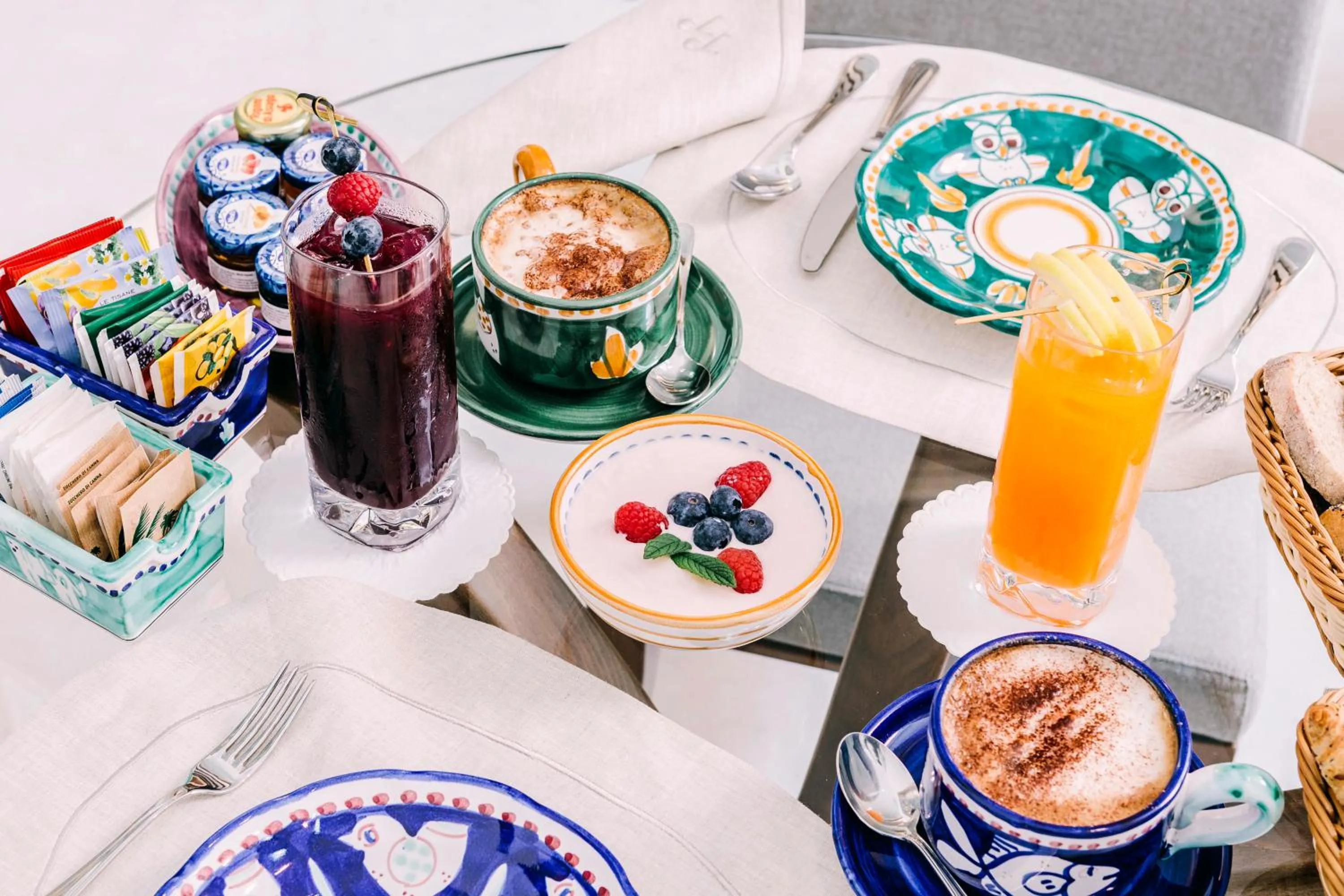 Restaurant/places to eat in Palazzo Pascal