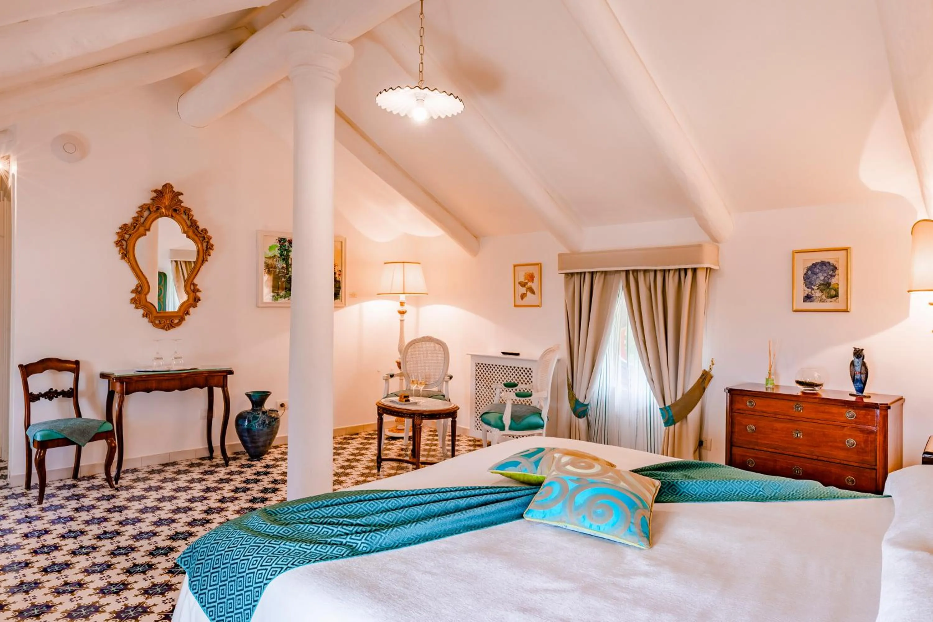 Bed in Palazzo Pascal