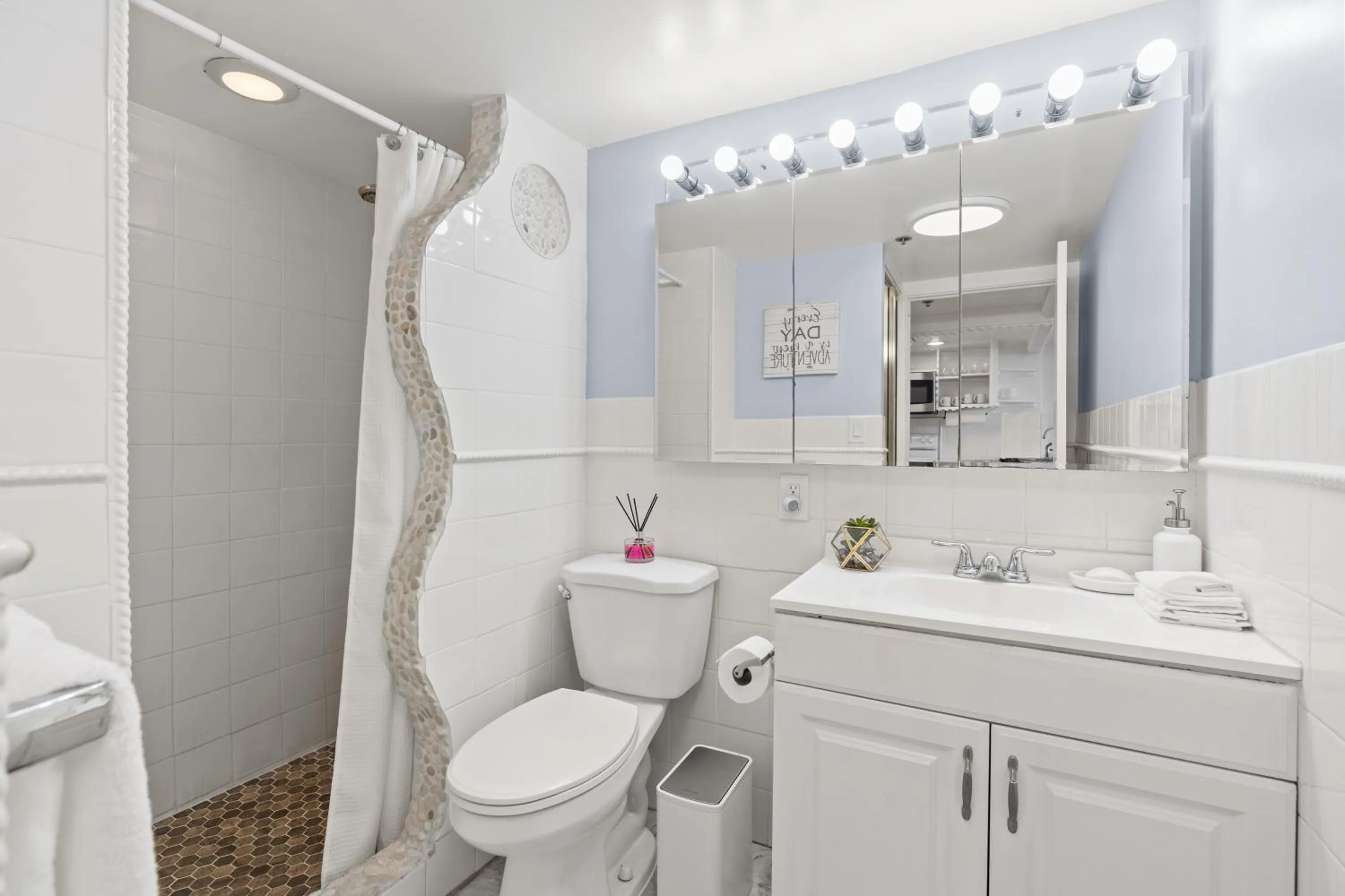 Bathroom in Ilikai Hotel with Ocean View