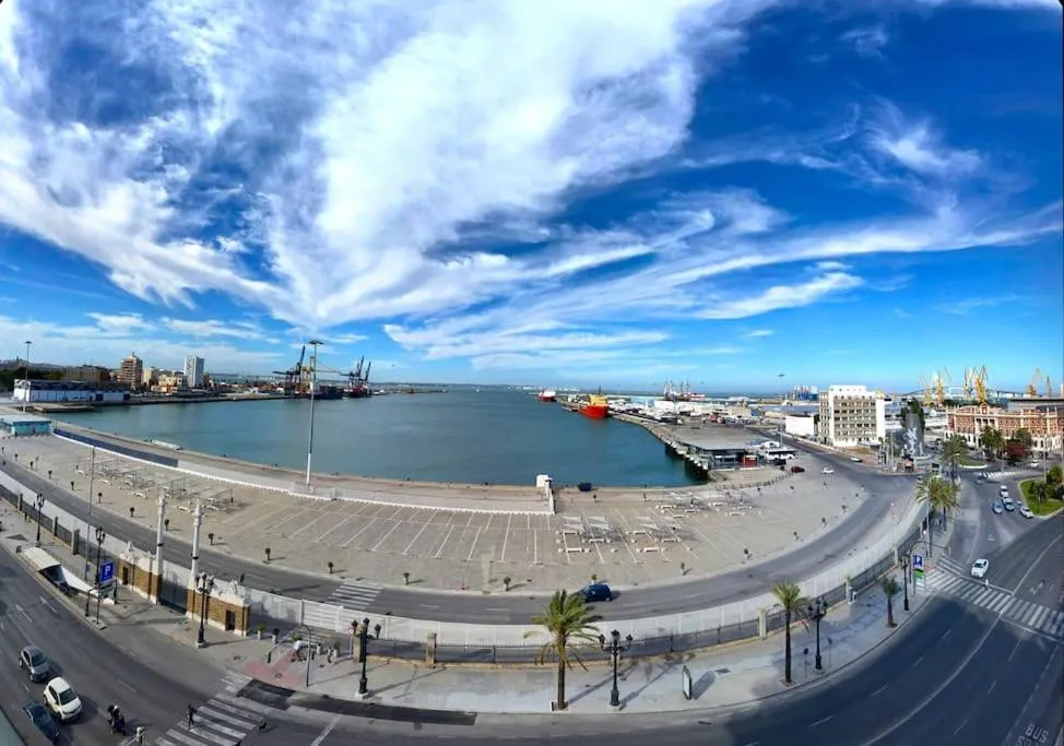 Balcony/Terrace in Apartamento Fenix - Recién renovado y vistas al mar