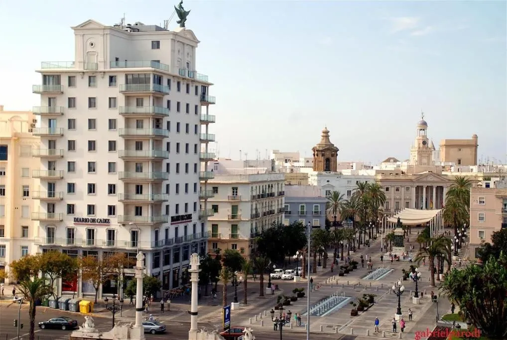 Apartamento Fenix - Recién renovado y vistas al mar