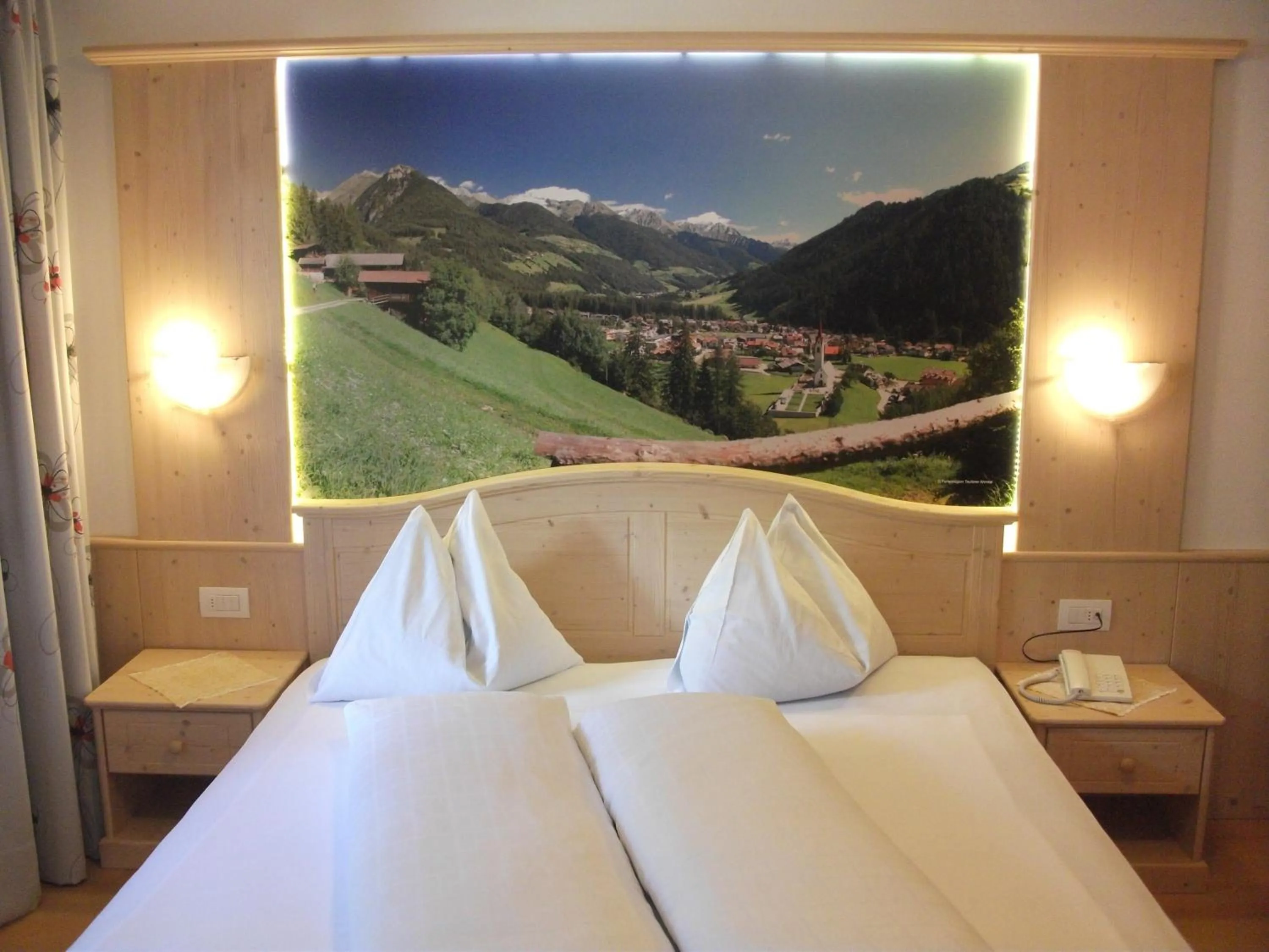 Bed in Hotel Schwarzbachhof