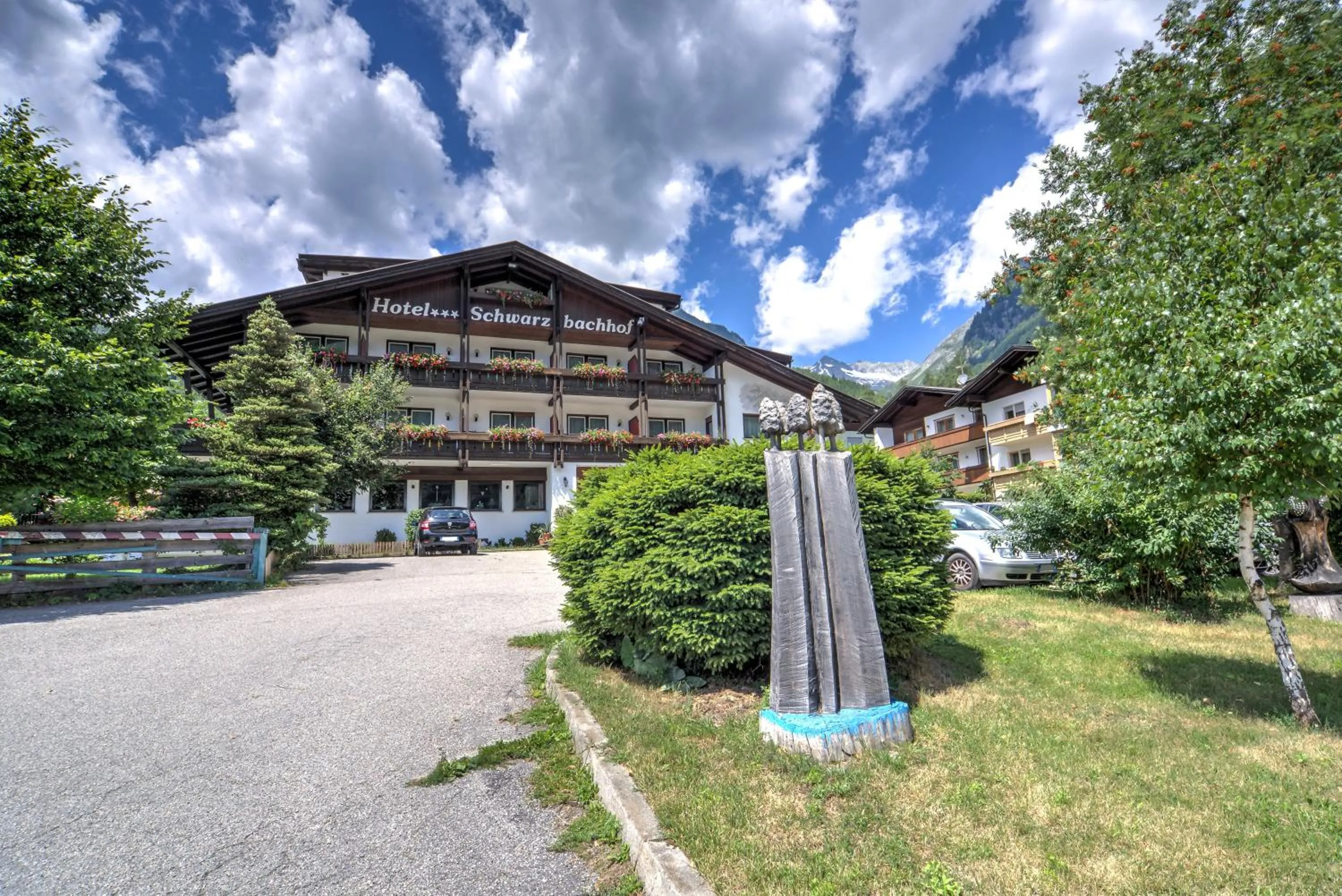 Property building in Hotel Schwarzbachhof