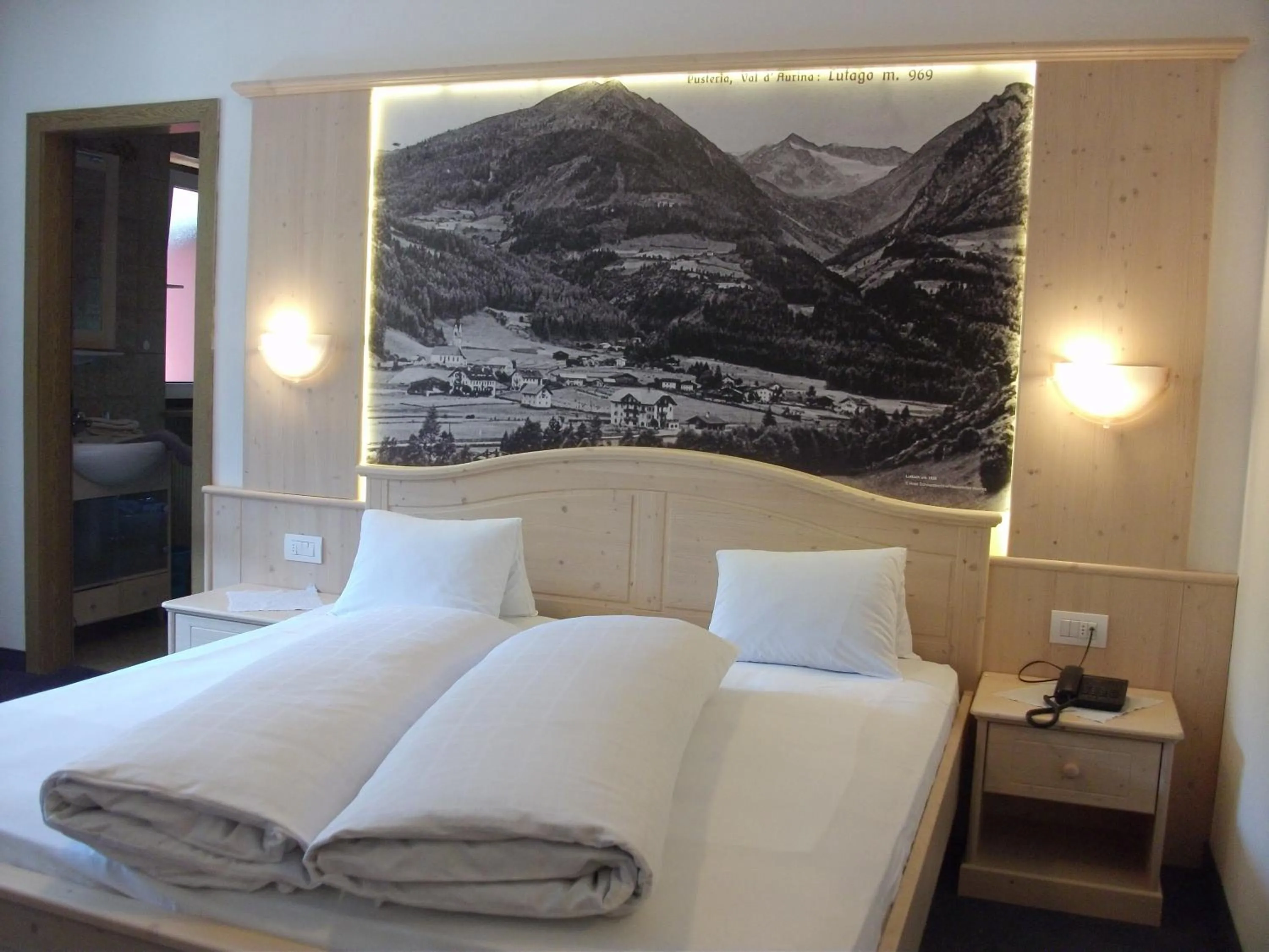 Bed in Hotel Schwarzbachhof