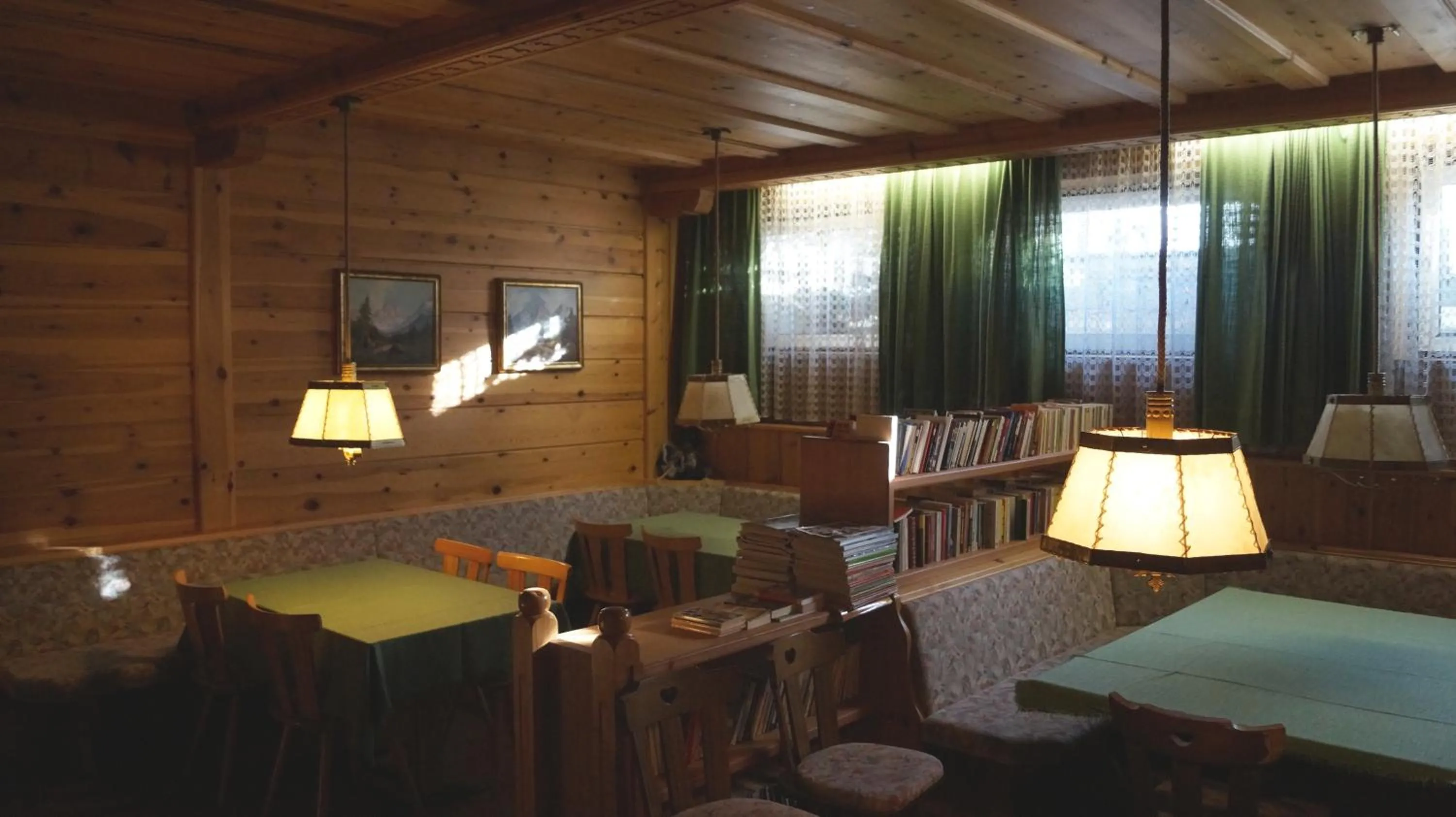 Communal lounge/ TV room in Hotel Schwarzbachhof