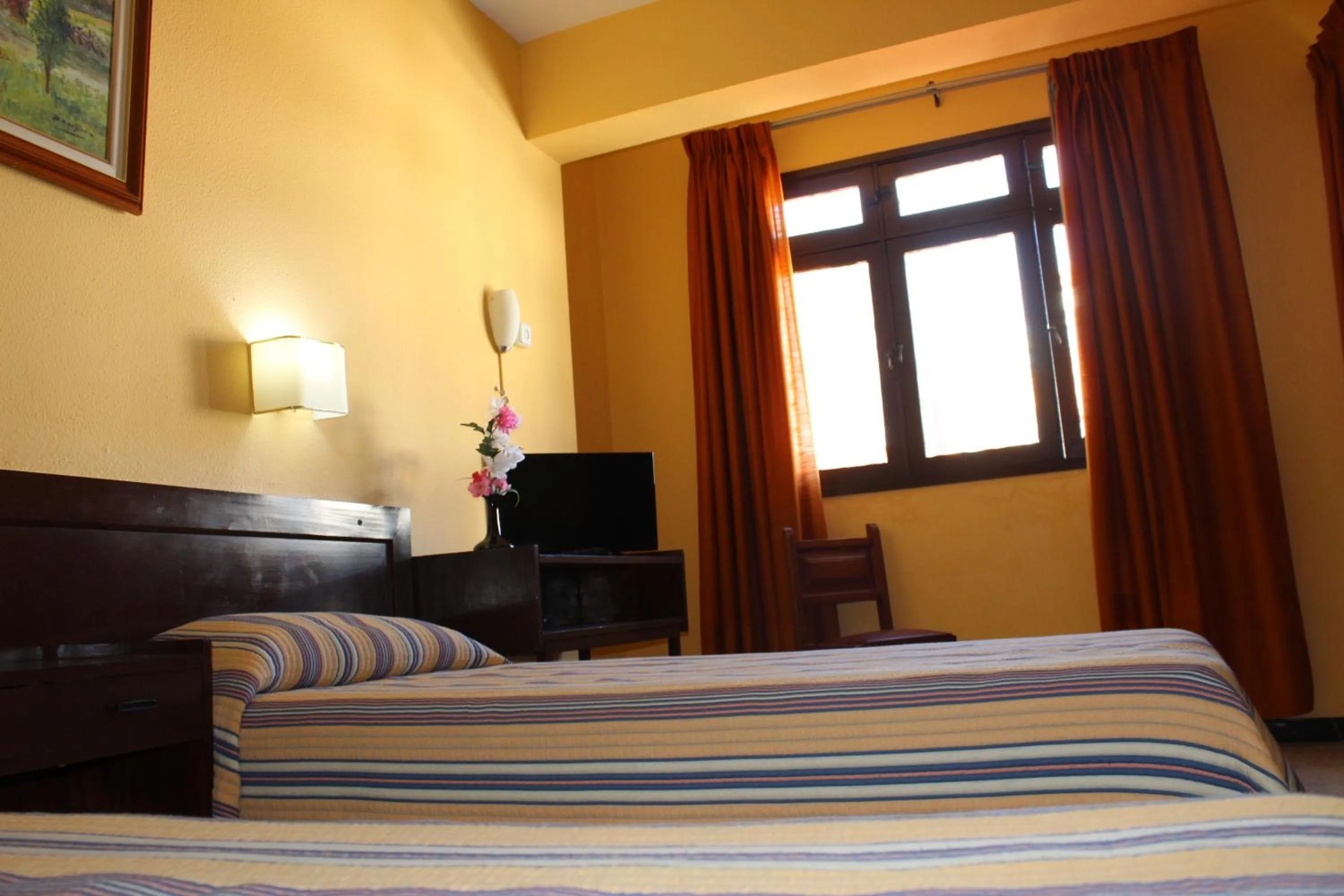 Photo of the whole room, Bed in Hotel Olympia