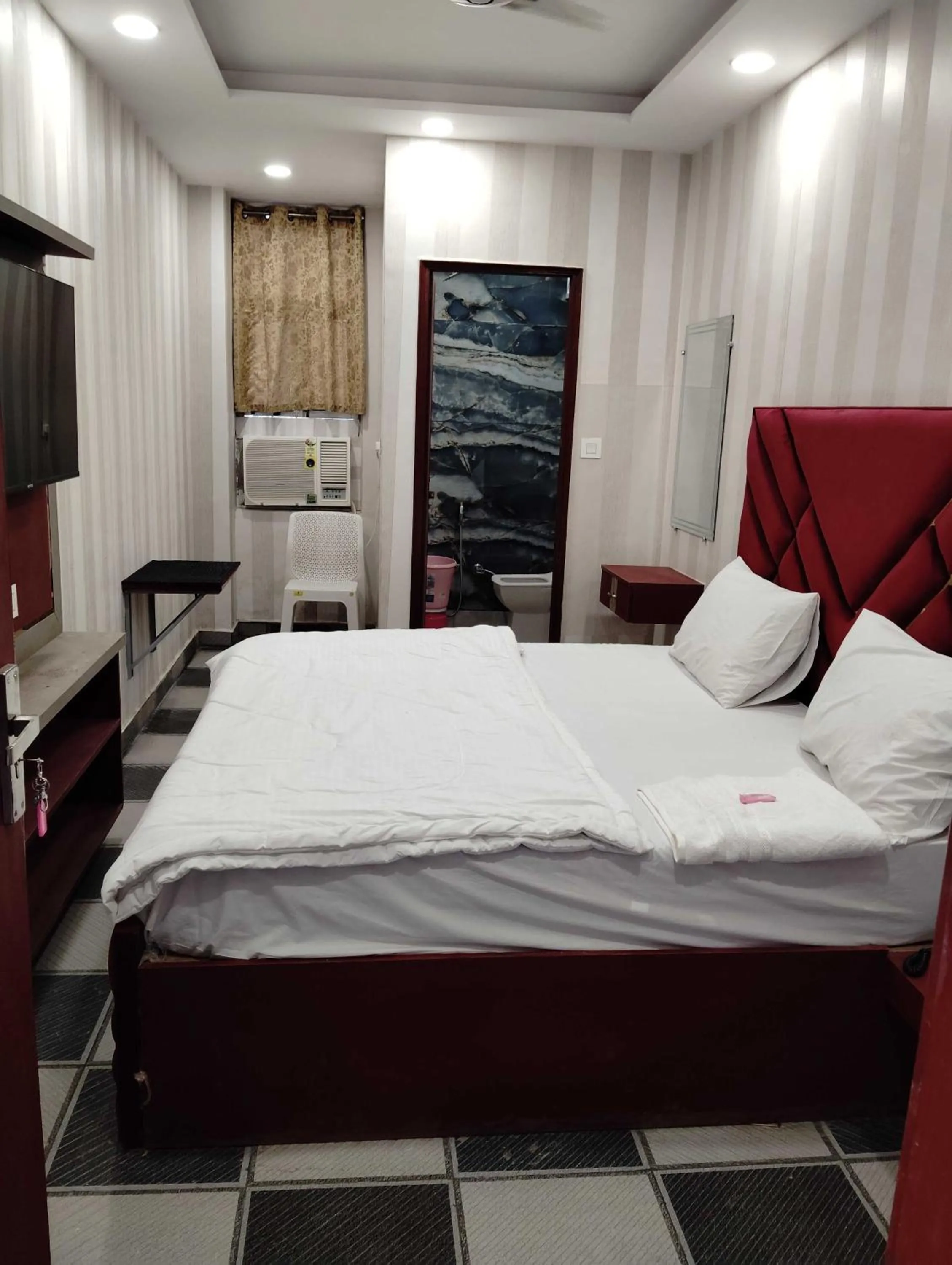 Bedroom, Bed in Hotal O Cloud Inn