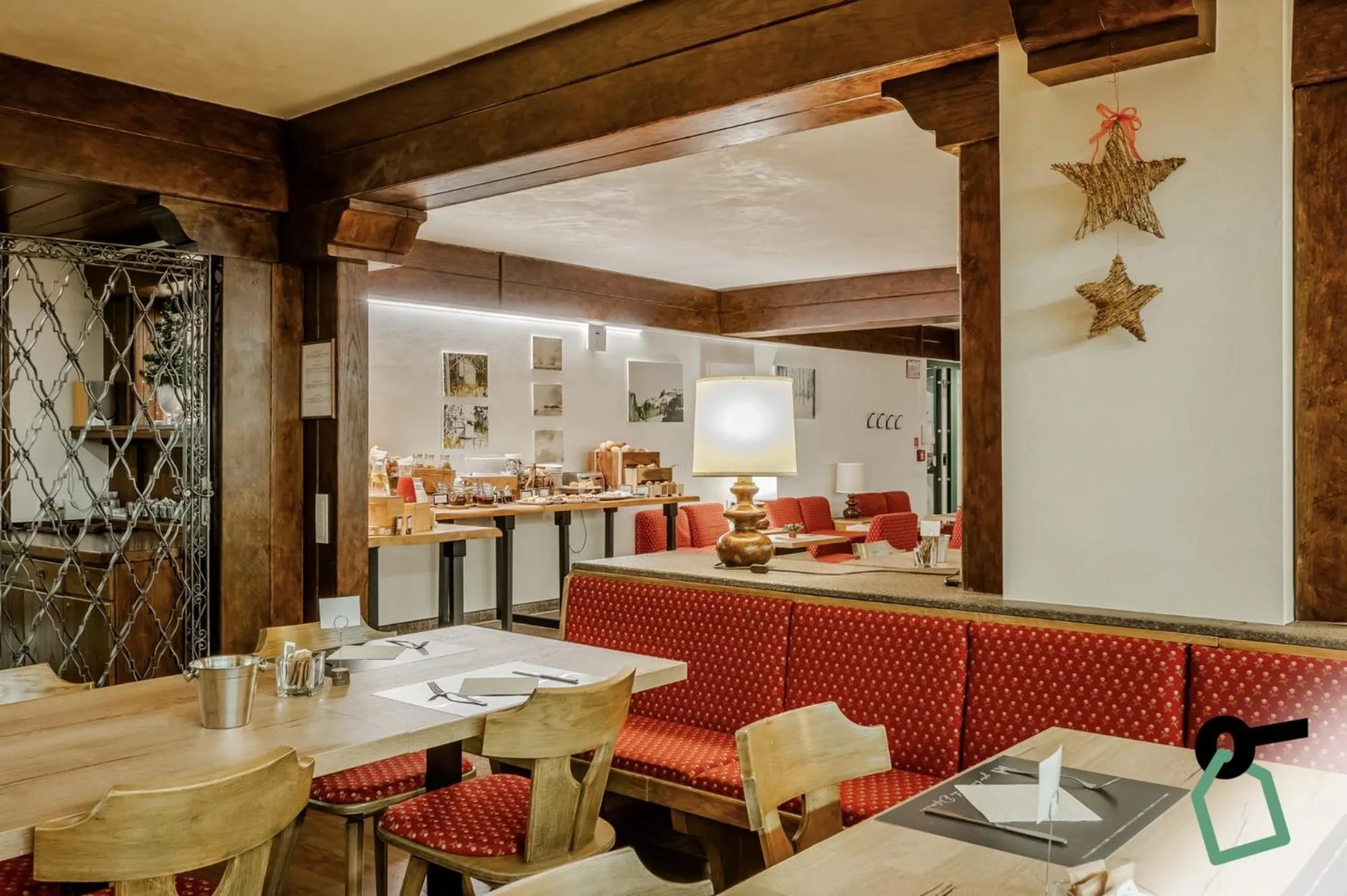 Lounge or bar in HOTIDAY Apartment Collection - San Martino