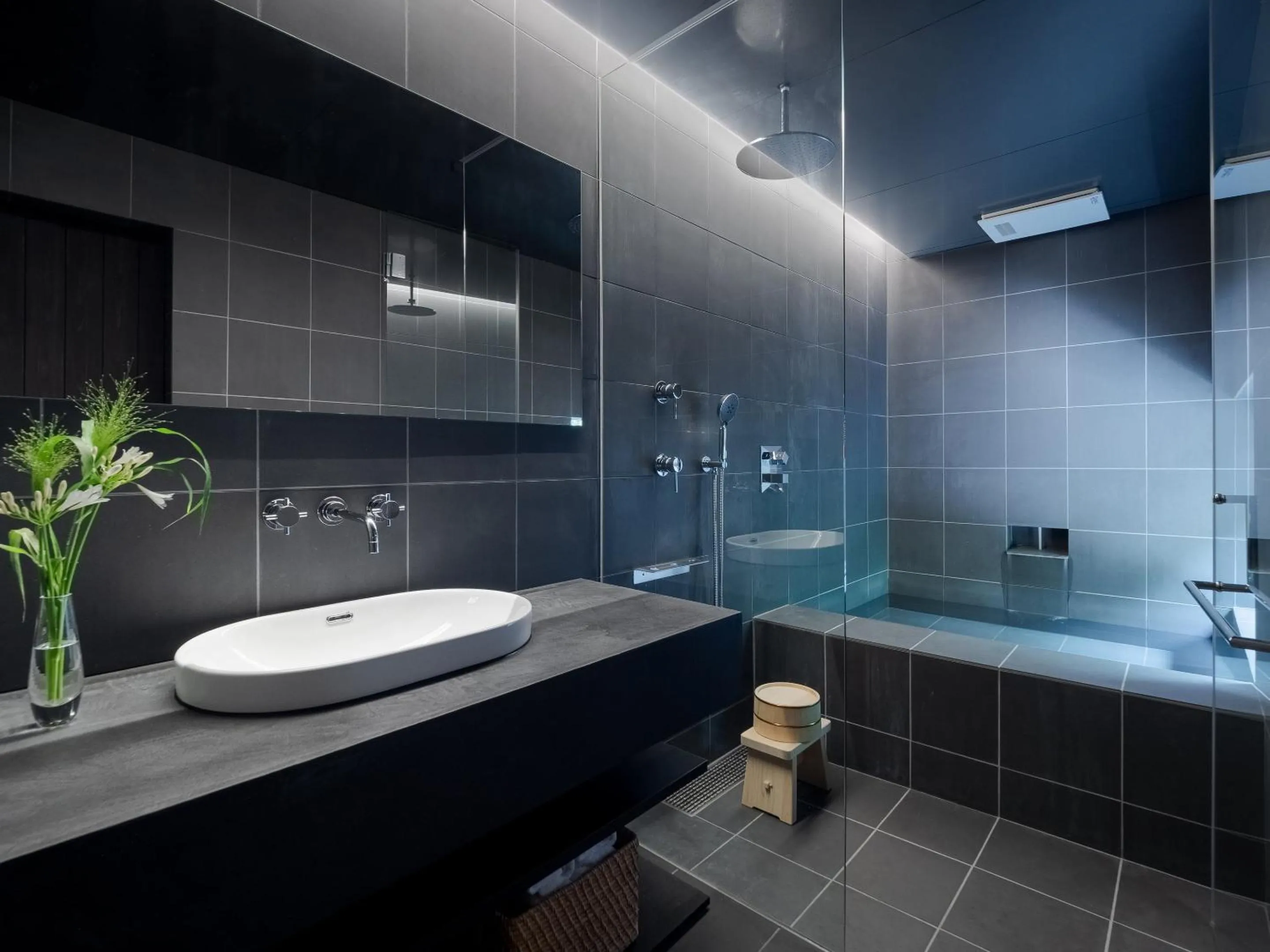 Bathroom in Mizunoha Machiya House