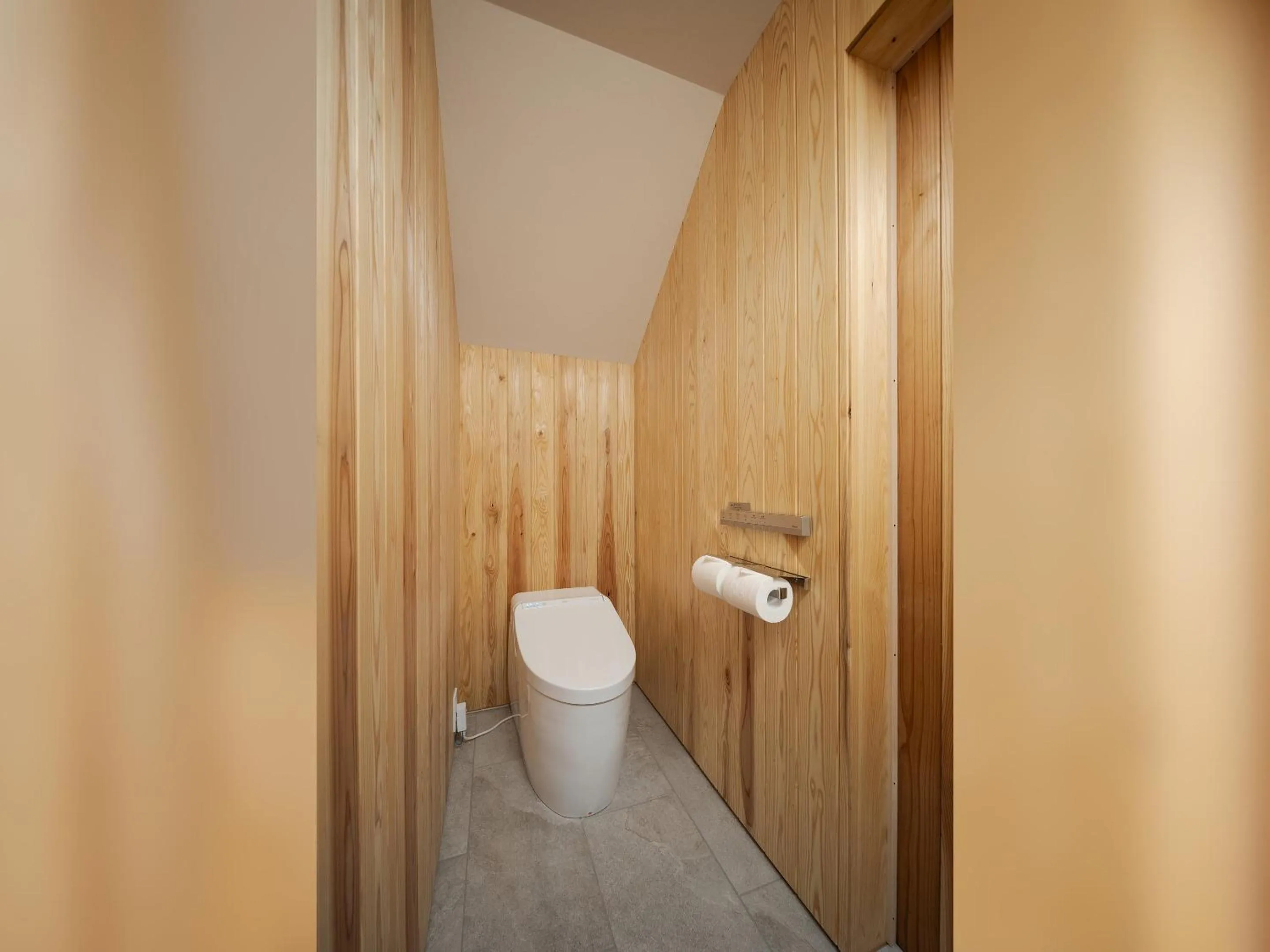Toilet in Mizunoha Machiya House