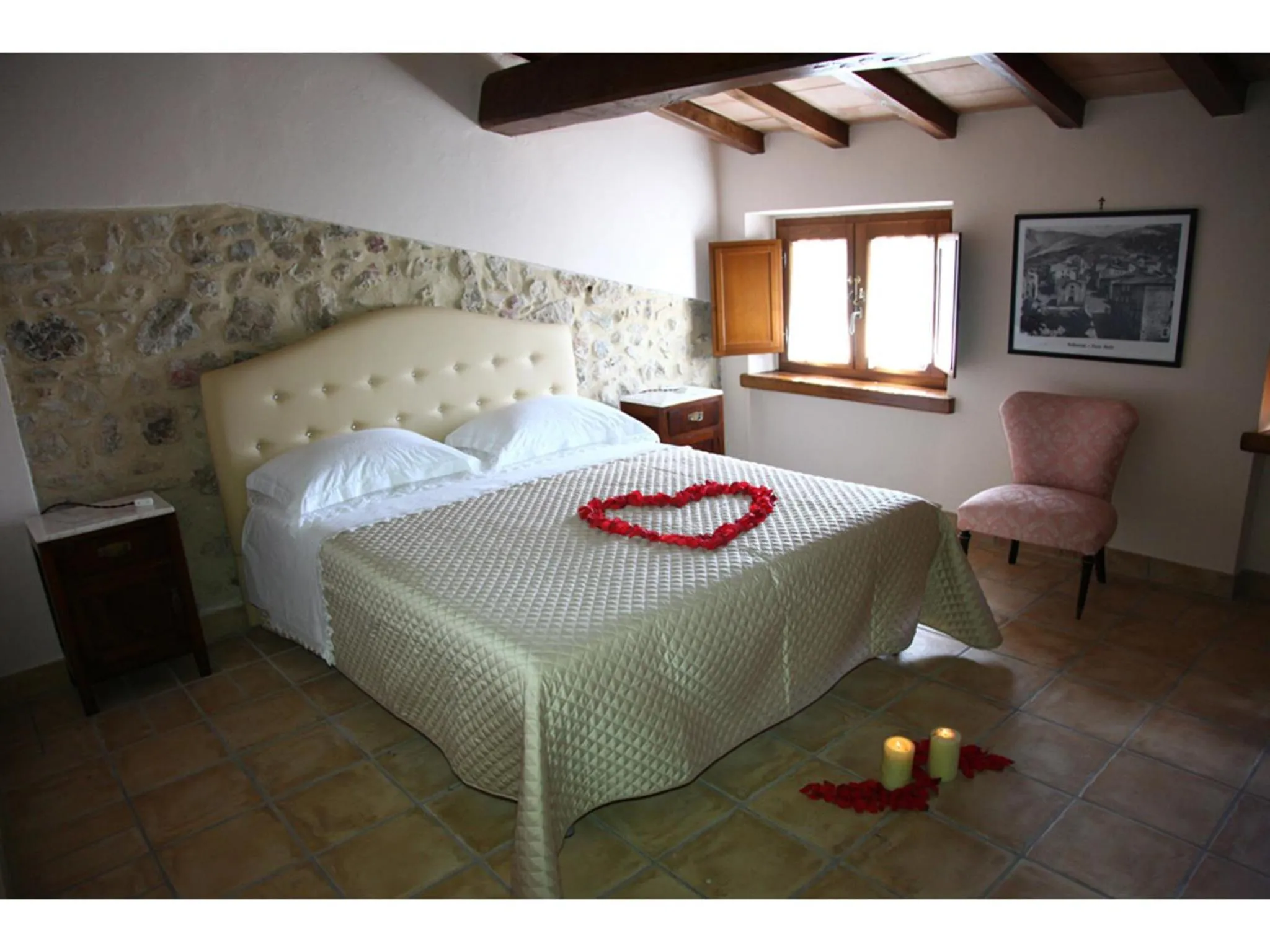 Spring, Bed in B&B Valle degli Ulivi Vallecorsa