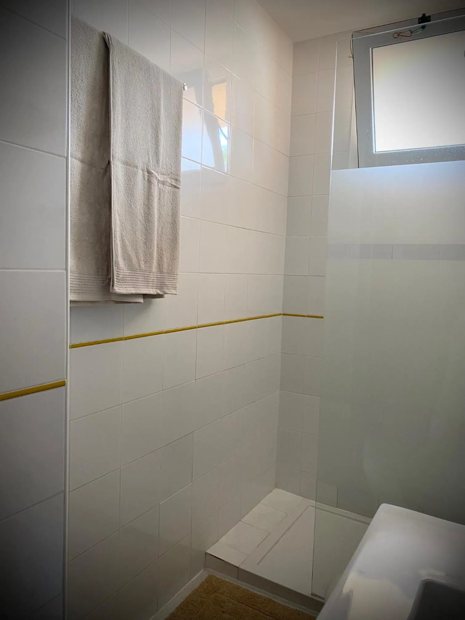 Shower in Caracol