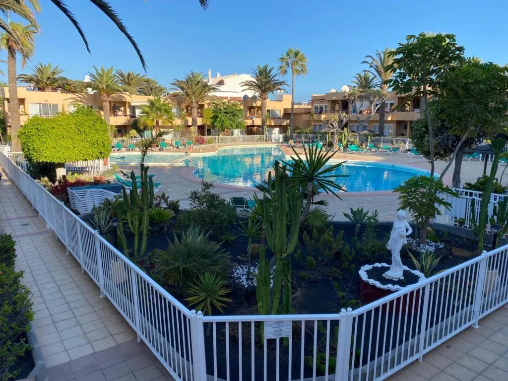 Pool view in Caracol