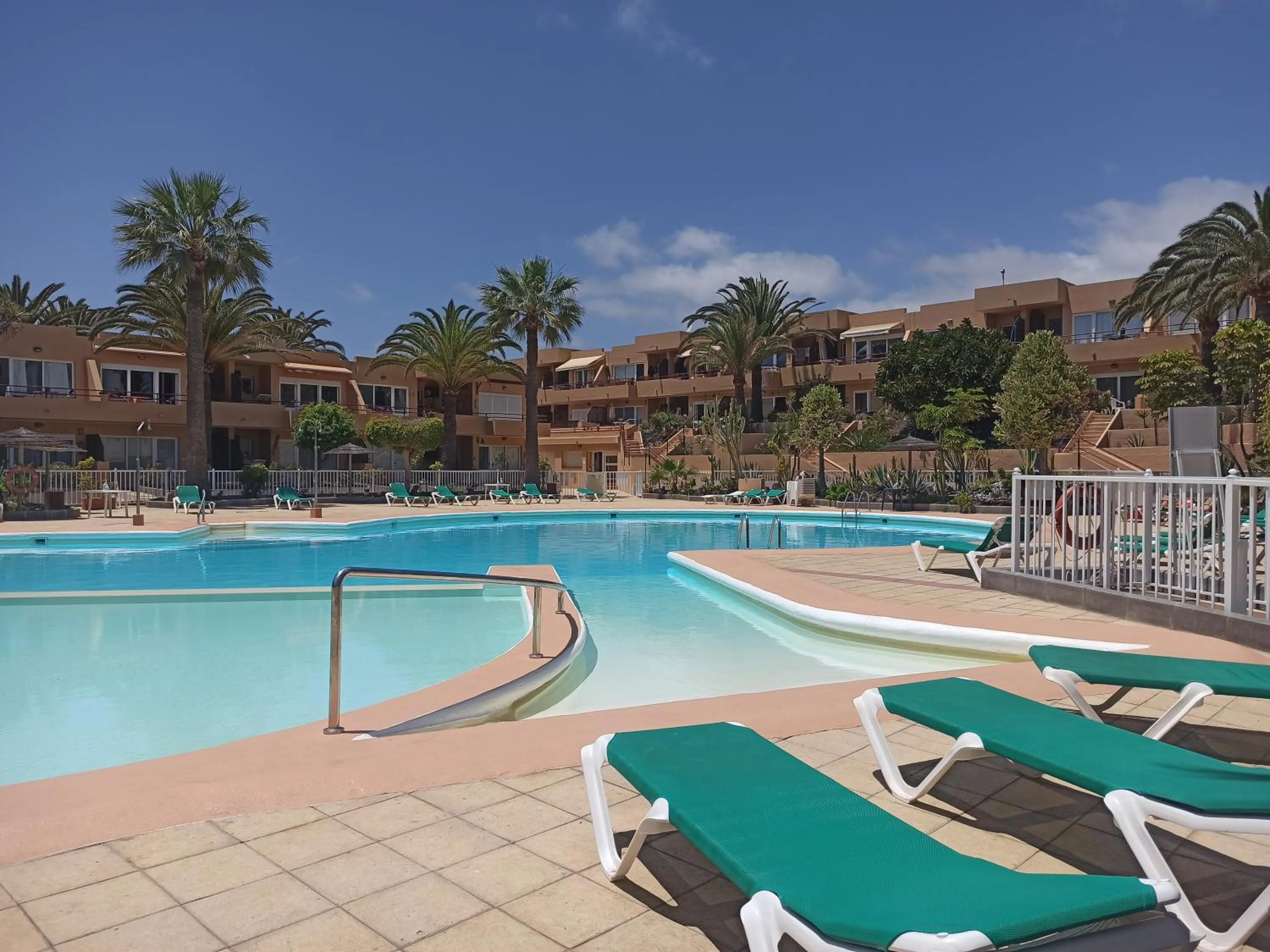 Pool view in Caracol