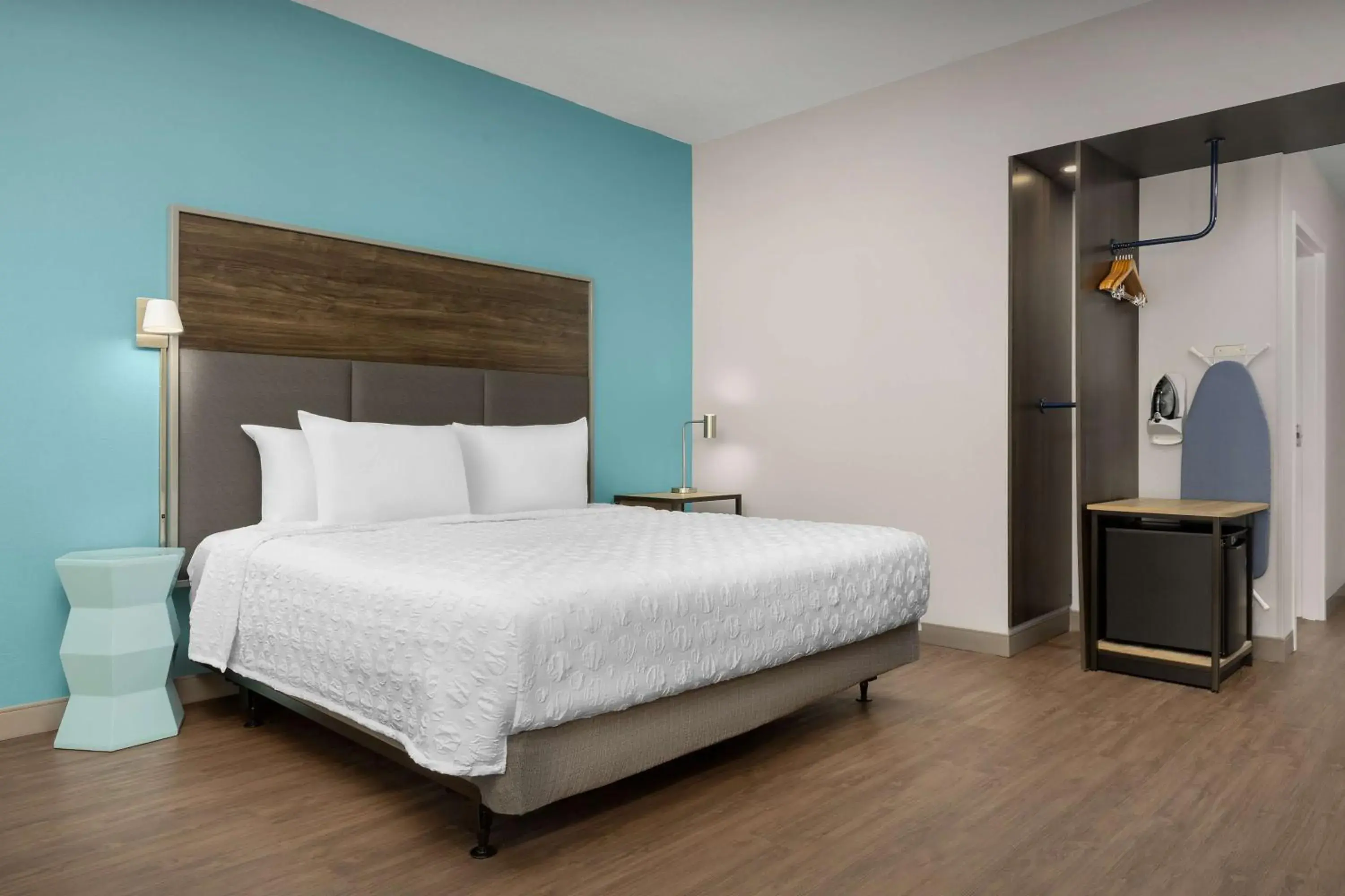 Bed in Tru by Hilton Jacksonville West I 295 Bed in Tru by Hilton Jacksonville West I 295