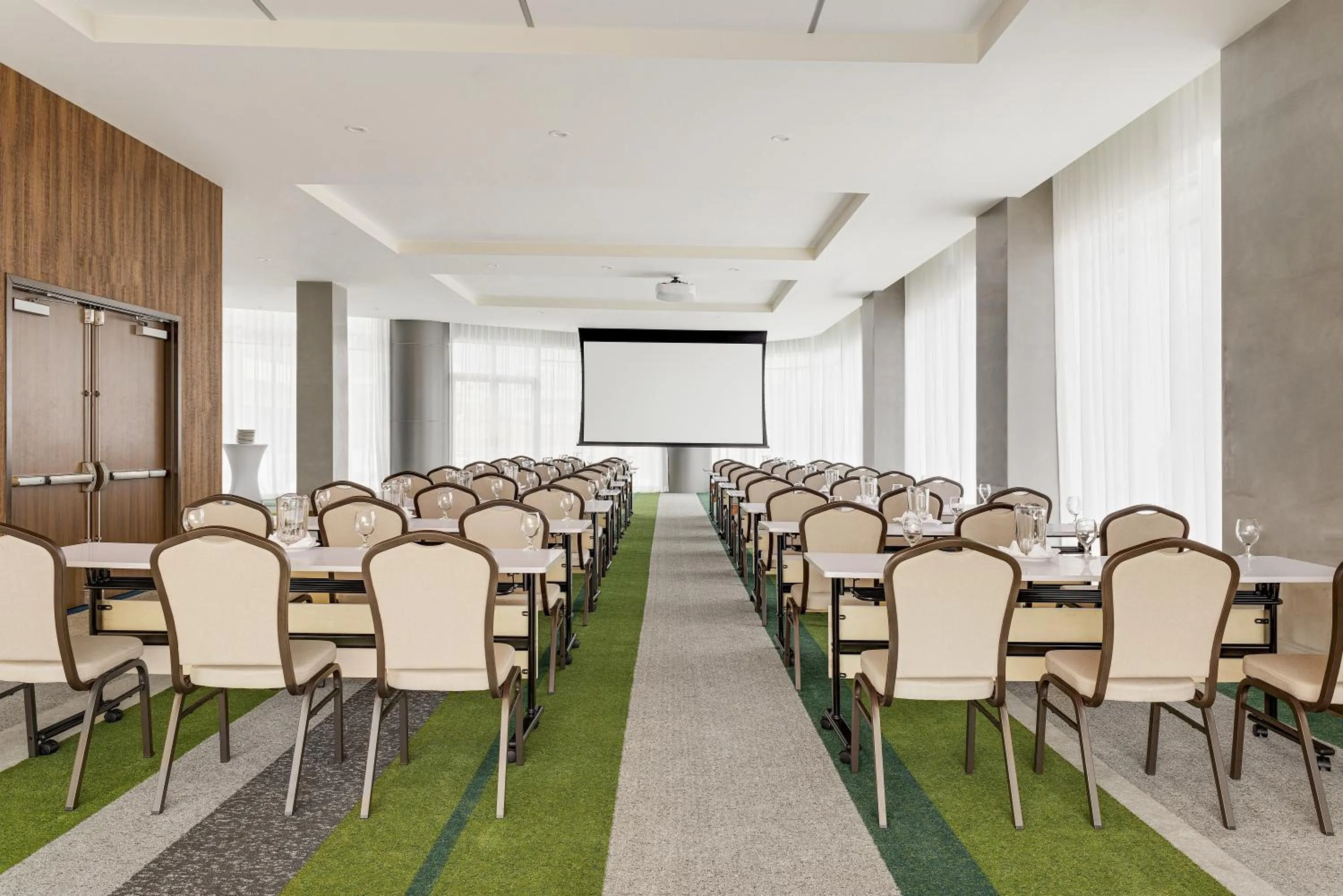 Meeting/conference room in Hilton Garden Inn San Jose Airport City Mall