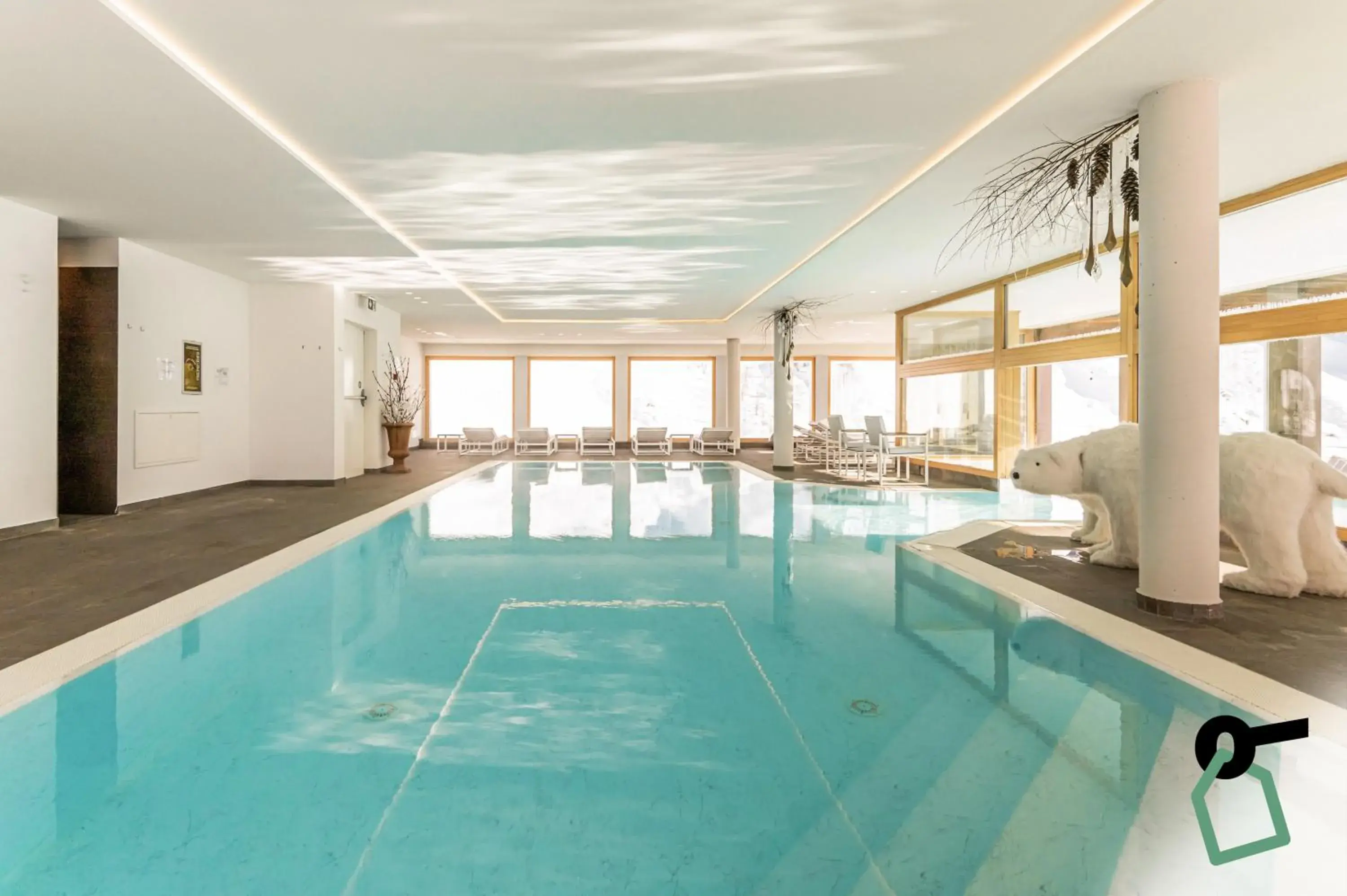 Swimming pool in HOTIDAY Room Collection - Cervinia Swimming pool in HOTIDAY Room Collection - Cervinia