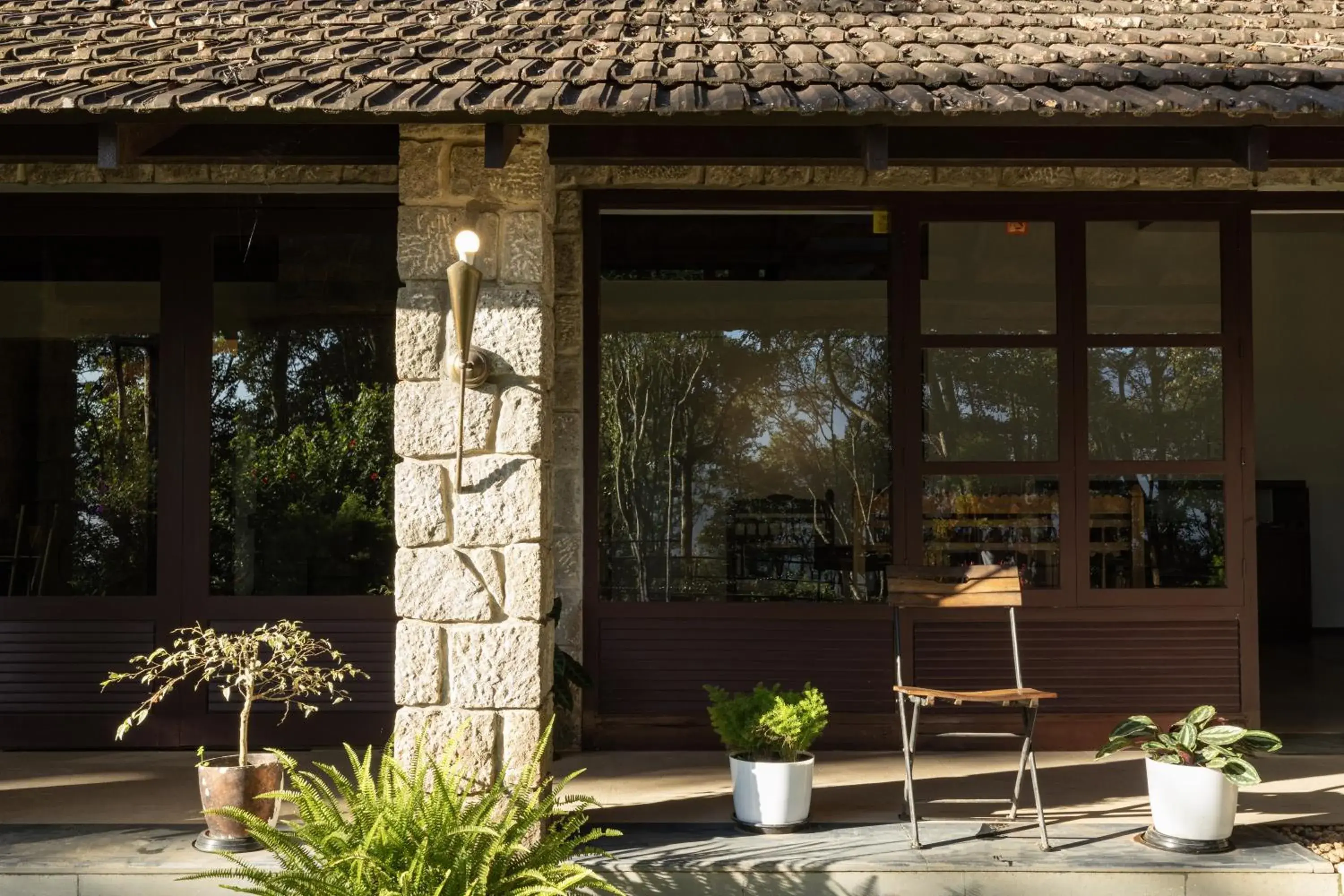 Property building in Avadale Munnar (Stag Groups Not Allowed) Property building in Avadale Munnar (Stag Groups Not Allowed)