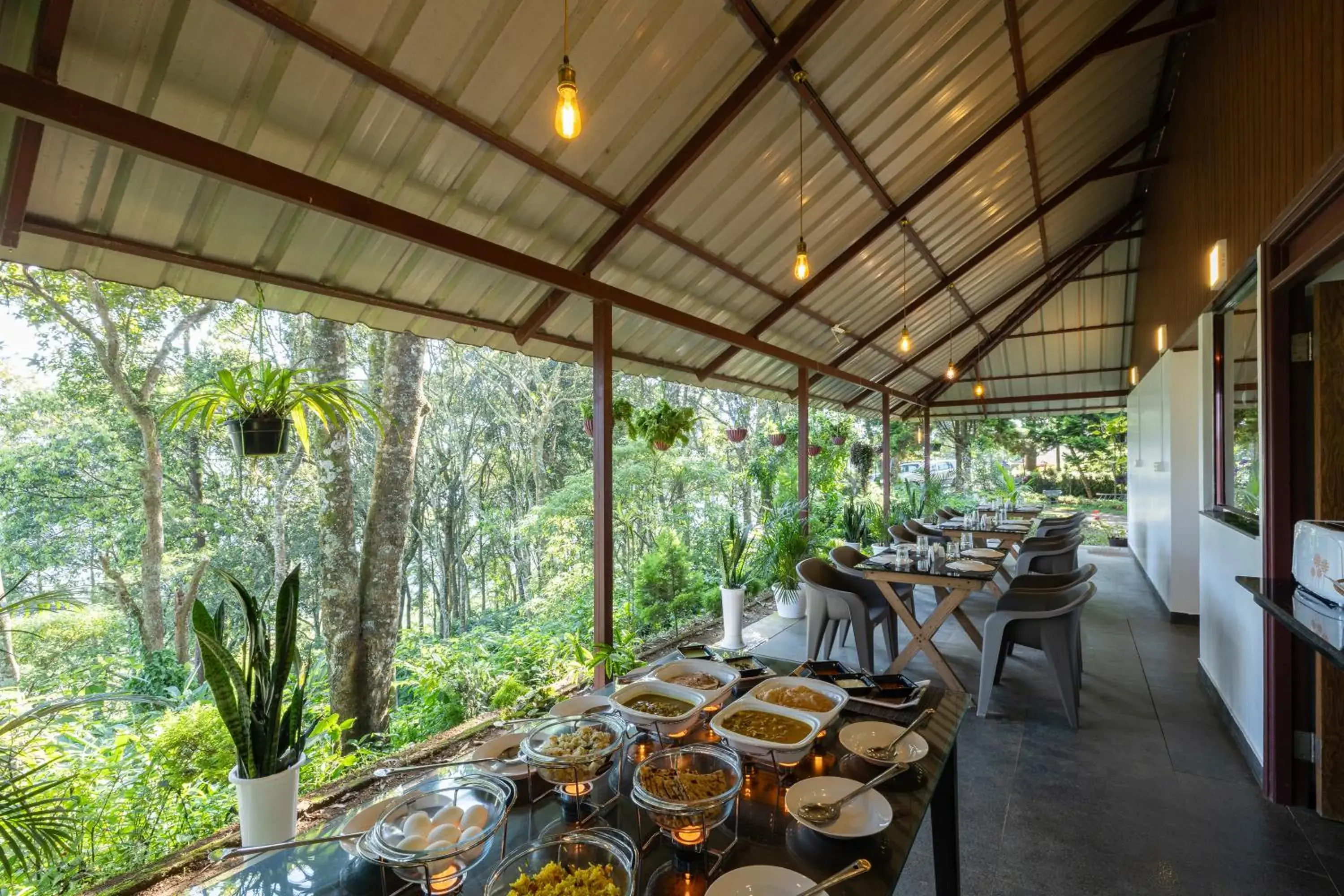 Restaurant/places to eat in Avadale Munnar (Stag Groups Not Allowed) Restaurant/places to eat in Avadale Munnar (Stag Groups Not Allowed)