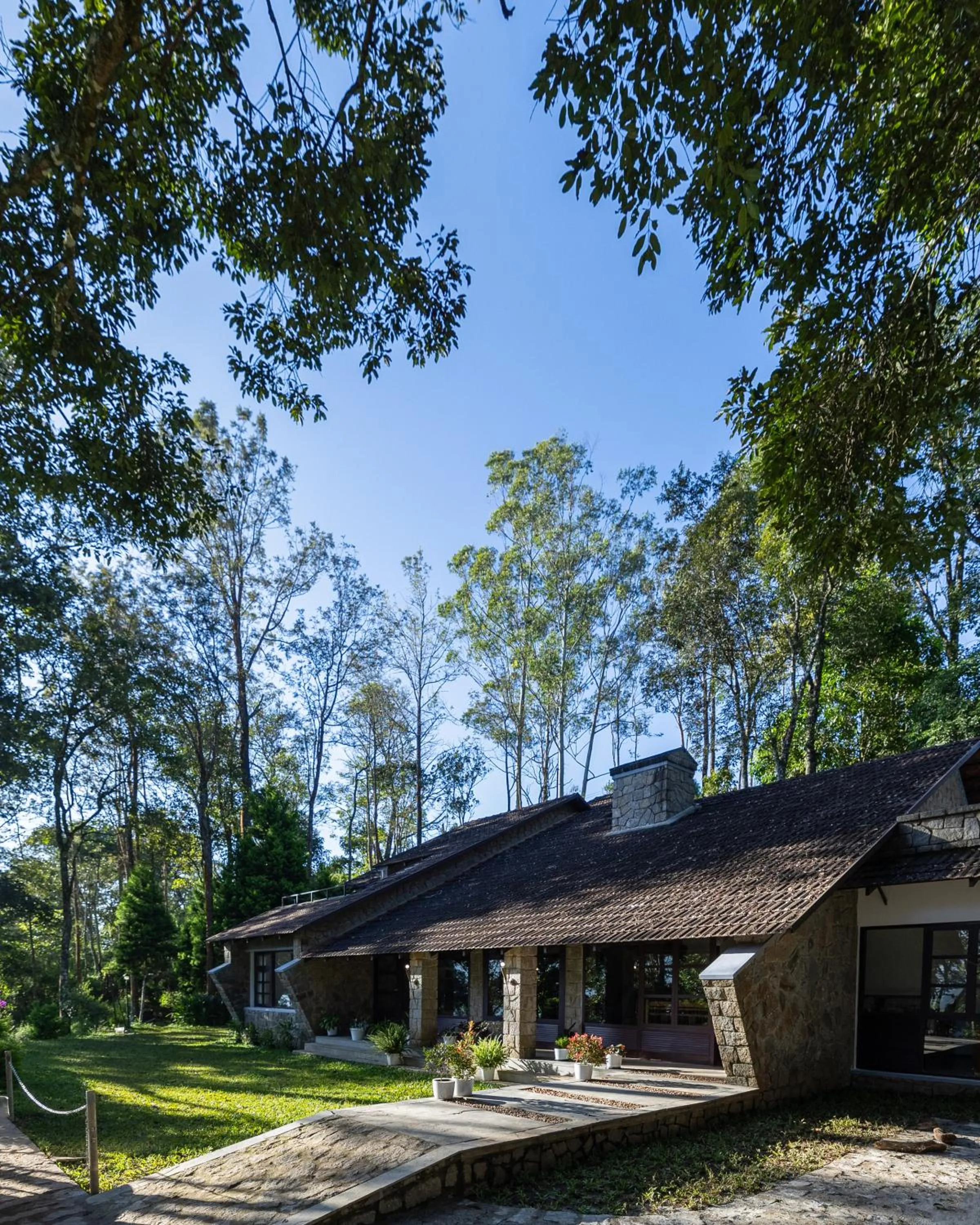 Property building in Avadale Munnar (Stag Groups Not Allowed)