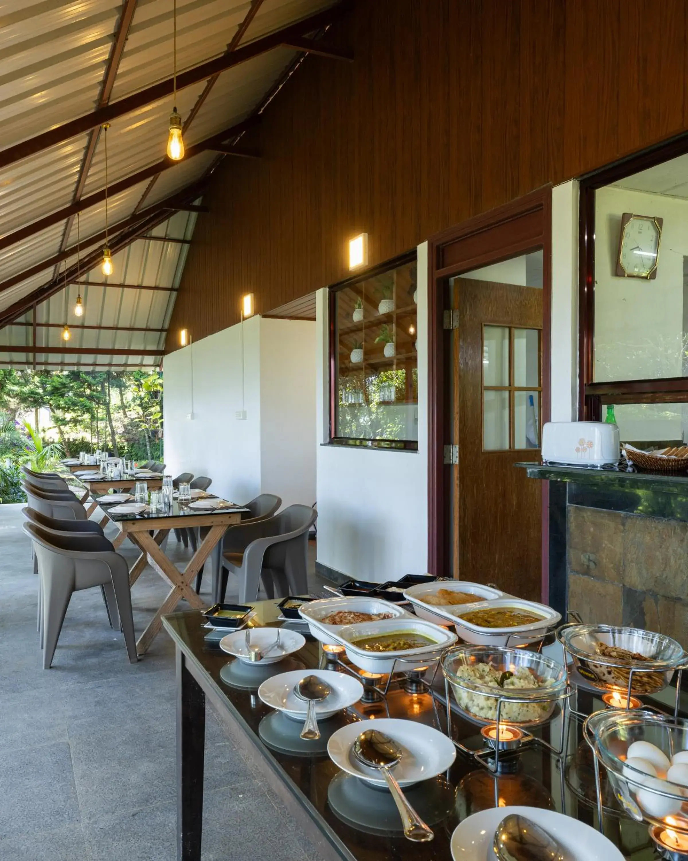 Restaurant/places to eat in Avadale Munnar (Stag Groups Not Allowed) Restaurant/places to eat in Avadale Munnar (Stag Groups Not Allowed)