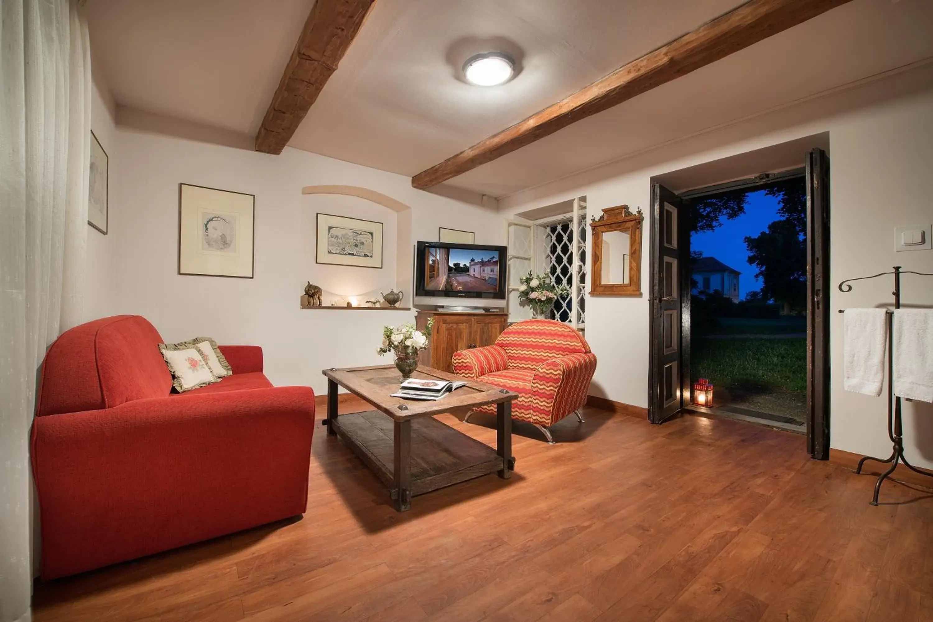 Garden Villa in Chateau Loucen Garden Retreat Garden Villa in Chateau Loucen Garden Retreat